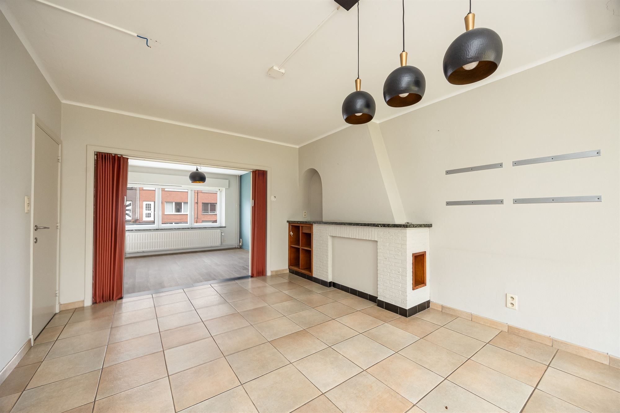 Op te frissen woning met 4-6 slpkmrs en Z-tuin foto 6