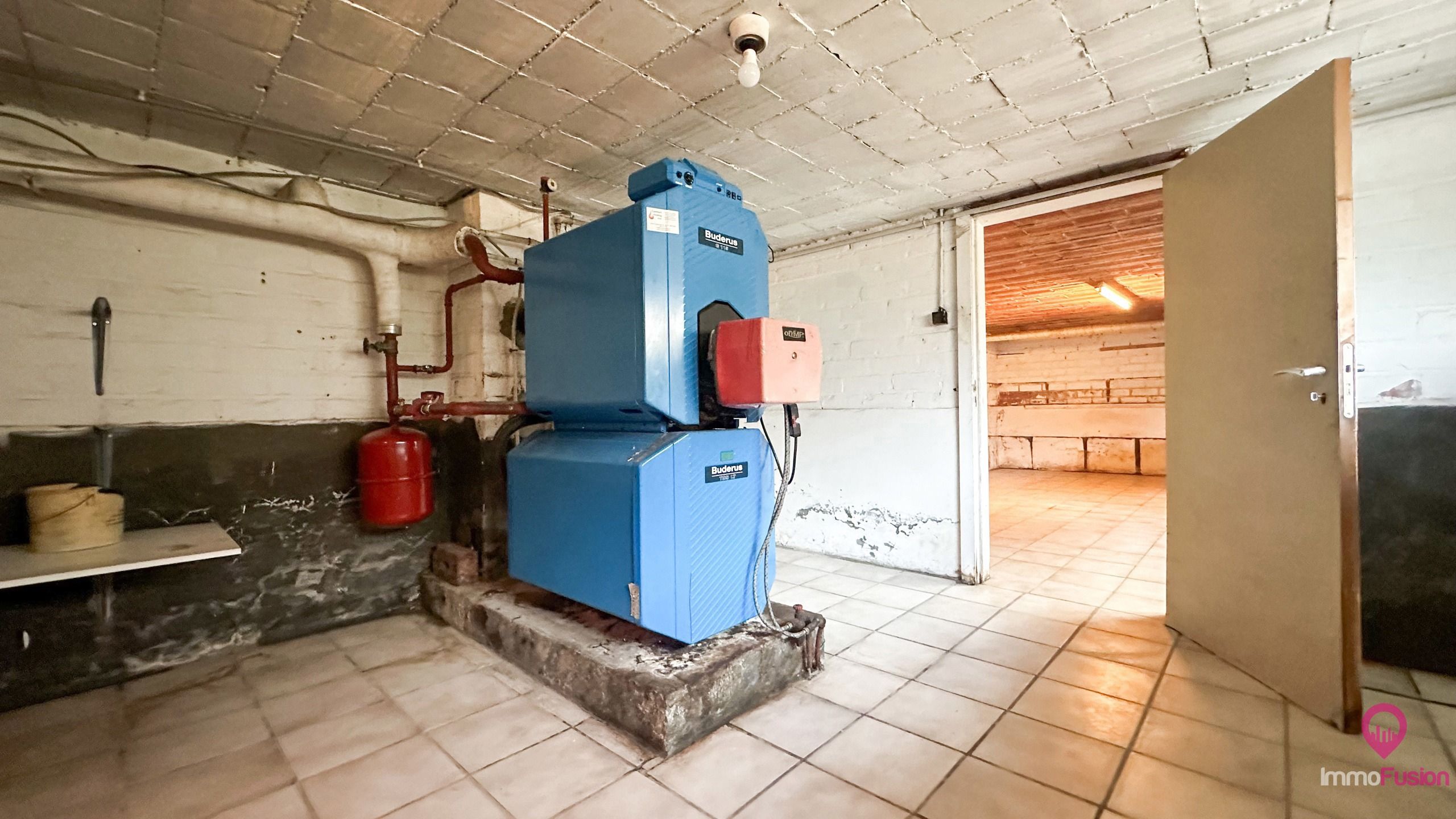Ruime woning met 5slpk + groot perceel in bosrijke omgeving! foto 22