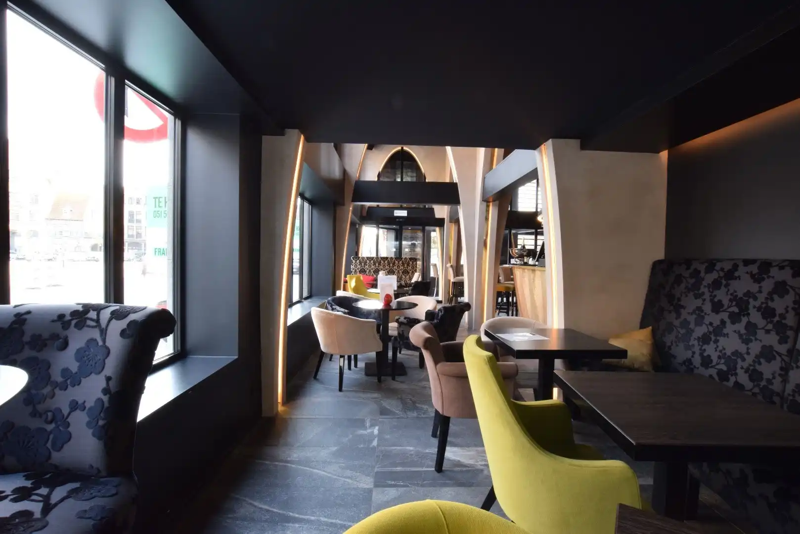 Verhuurd opbrengsteigendom (200m²) op commerciële toplocatie te Diksmuide! foto 10