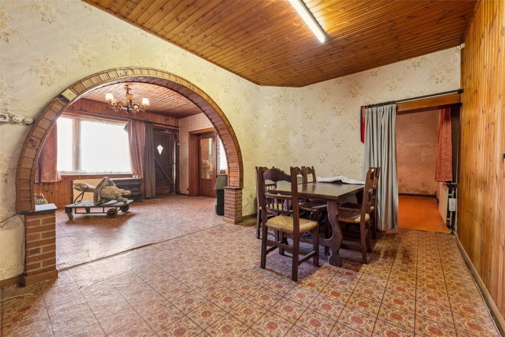 WONING MET RUIME LOODS OP EEN TOPLOCATIE IN HOESELT foto 16