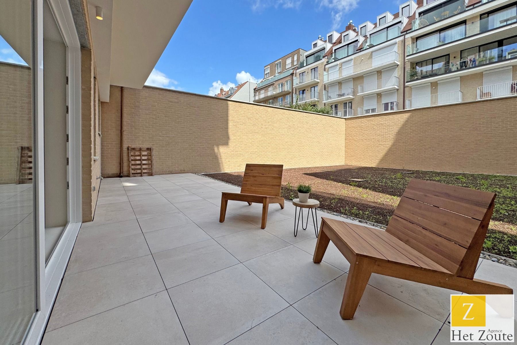 Gelijkvloers appartement met terras en tuin te Knokke foto 6