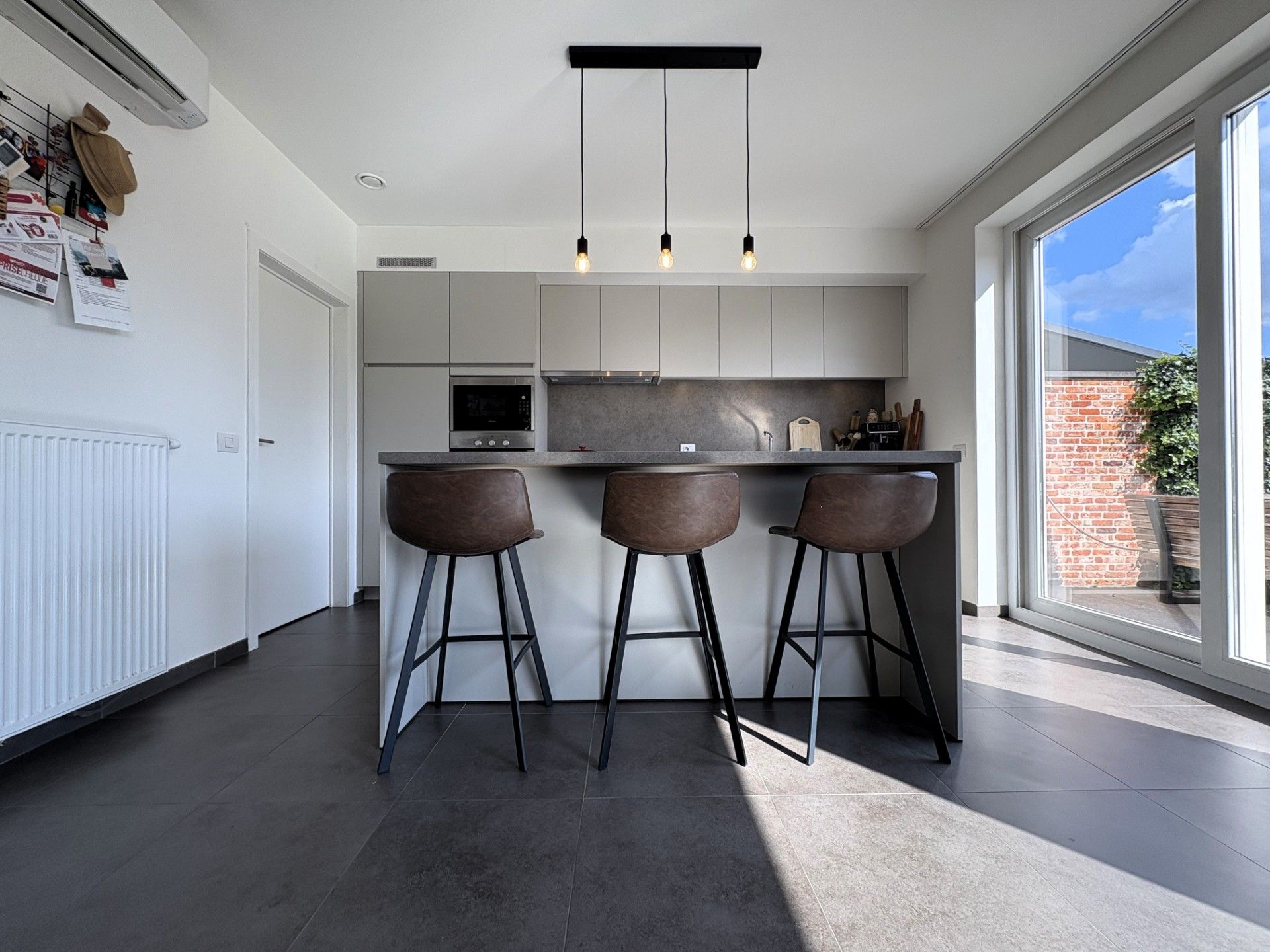 Instapklare nieuwbouw woning in Sint-Eloois-Vijve foto 6