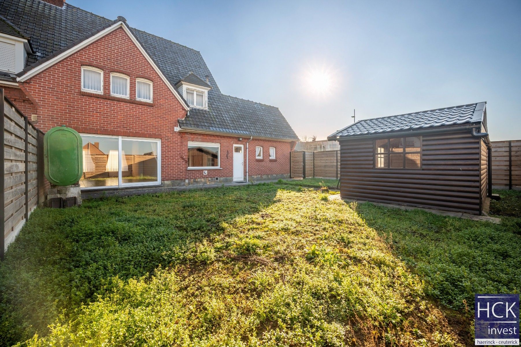 WAREGEM - Knappe hoekwoning in mooie bouwstijl op gunstige ligging! foto 12