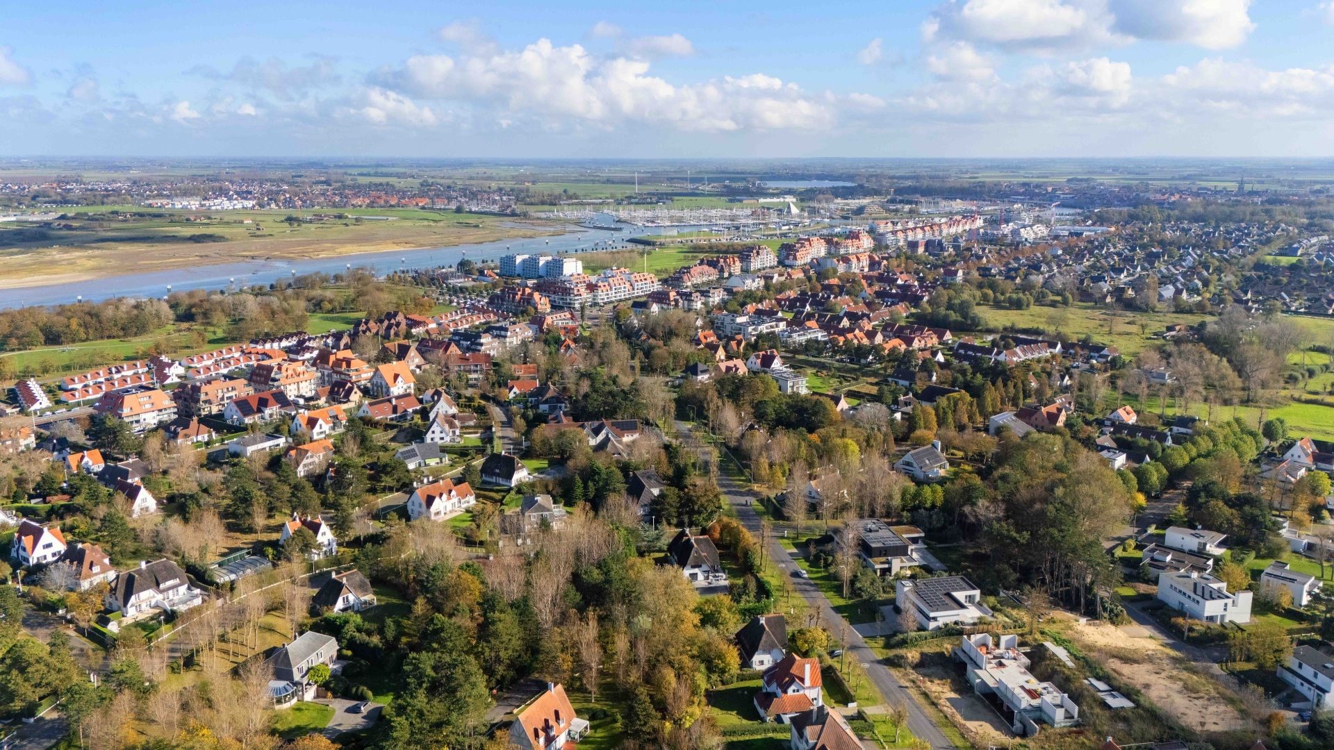 Unieke kans, authentieke villa in de prestigieuze Simli-wijk te Nieuwpoort foto 8