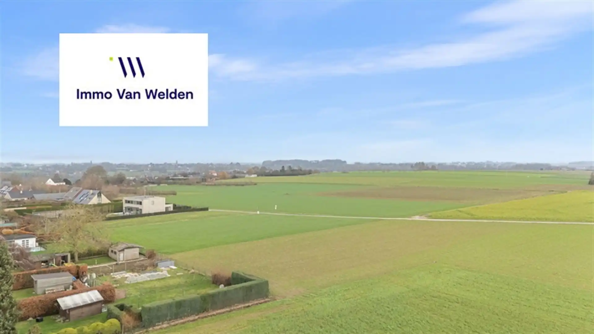 Te renoveren halfopen woning met garage en tuin in landelijke omgeving te Wortegem-Petegem. foto 7