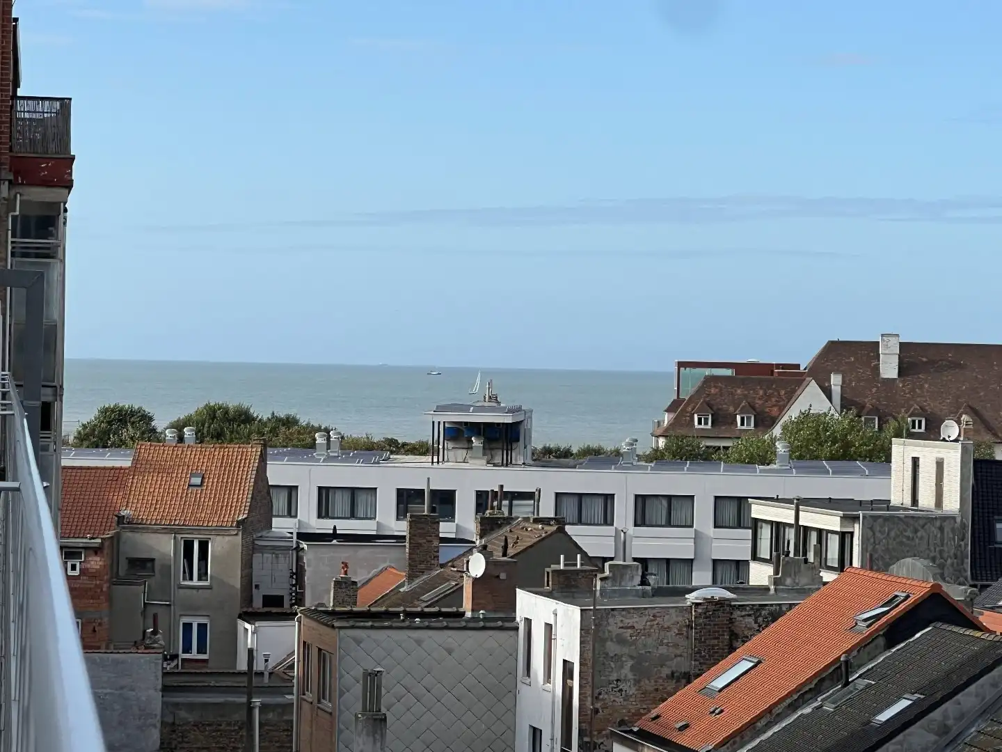 INSTAPKLAAR APPARTEMENT NABIJ PETIT PARIS - WANDELAFSTAND VAN ZEE foto 18