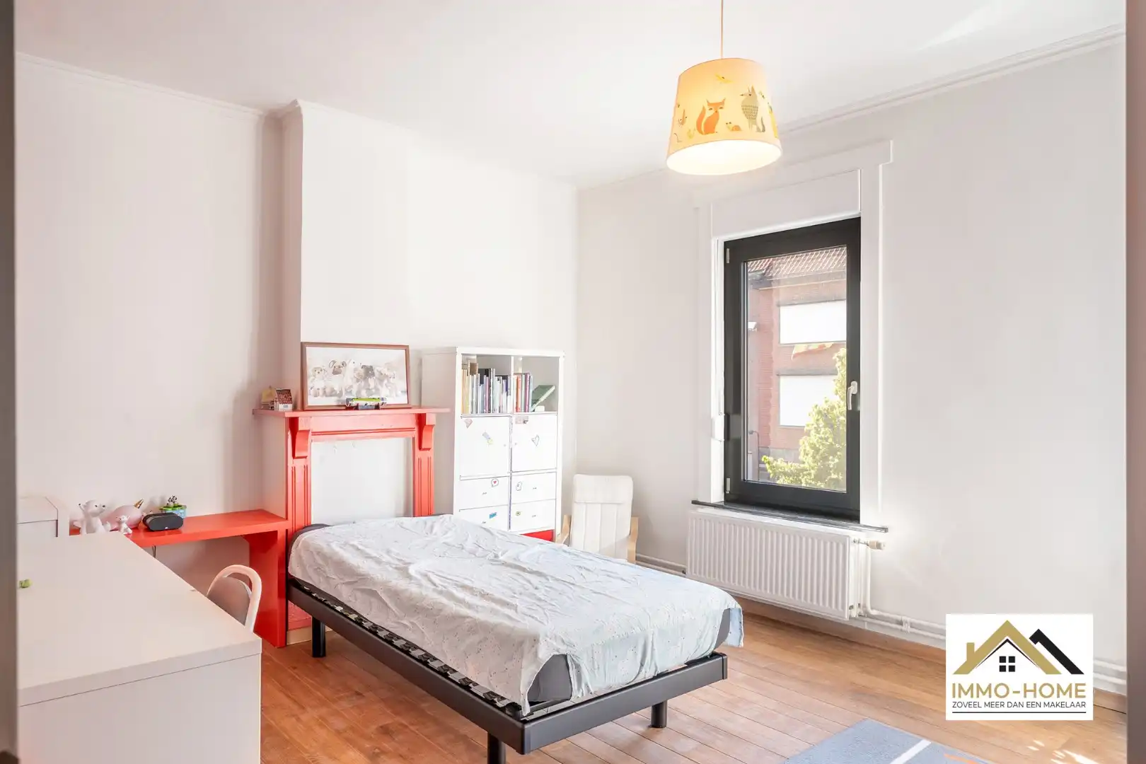 Héél erg ruime gerenoveerde woning met garage nabij centrum Lokeren! foto 17