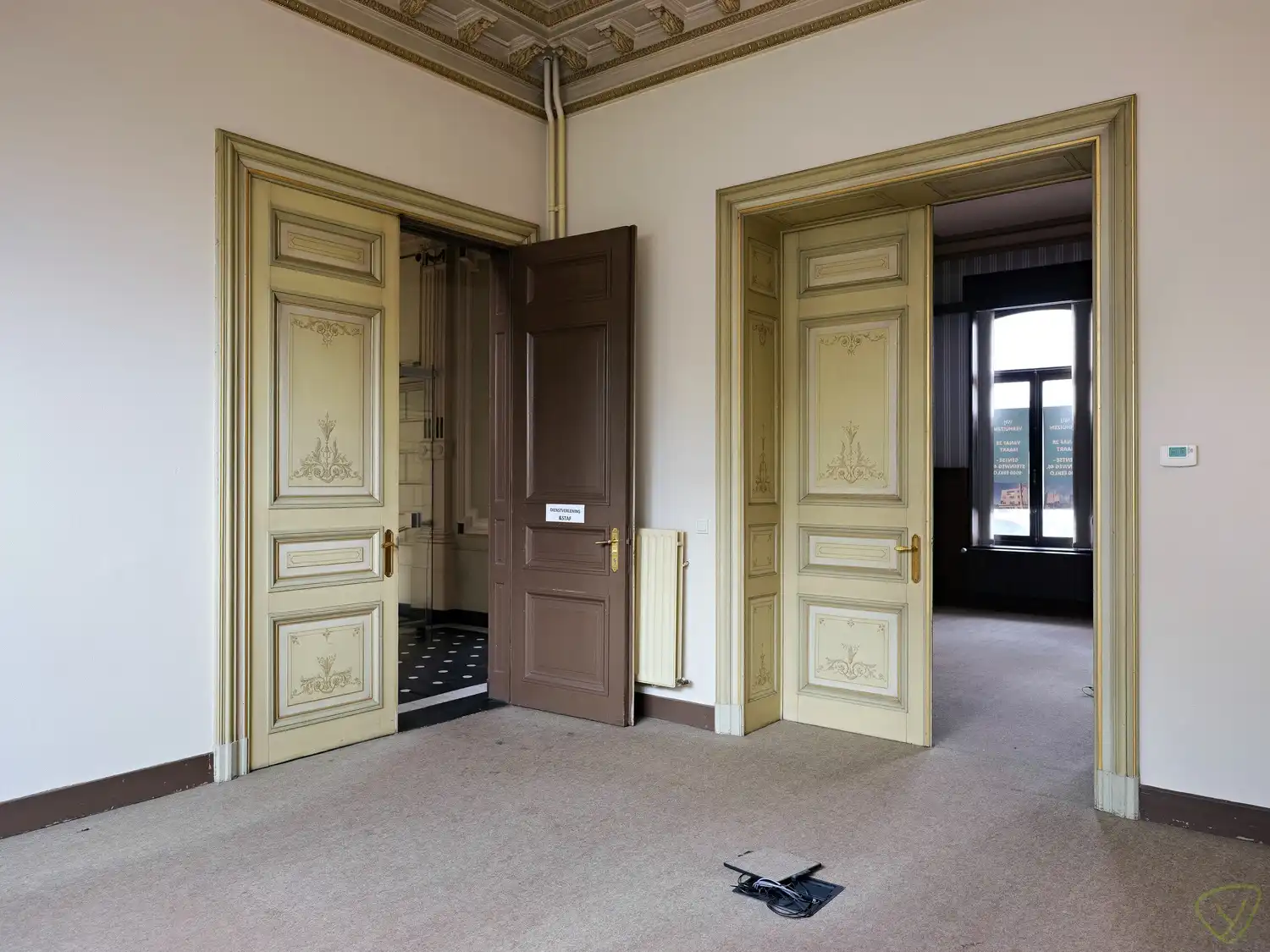 Historische notariswoning in het hart van Eeklo foto 9