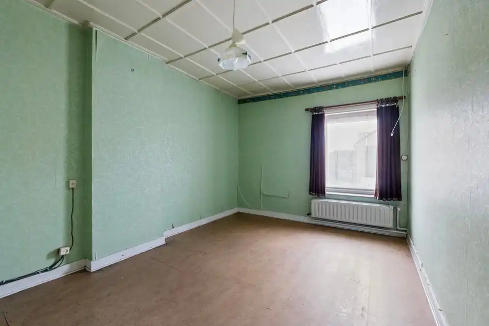 TE RENOVEREN GEZINSWONING MET GARAGE IN HET CENTRUM VAN GINGELOM foto 20