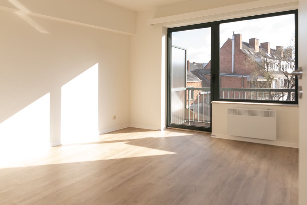 ruim en goed gelegen 2 slaapkamerappartement foto 4