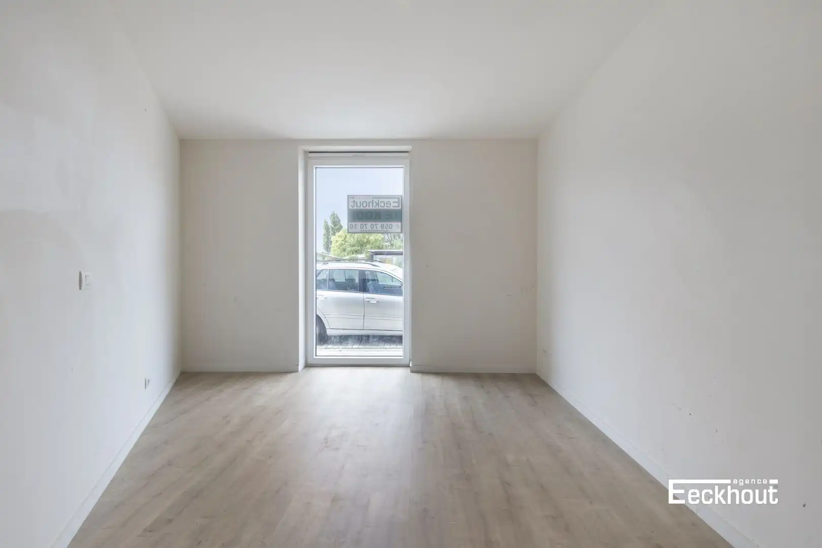 Gelijkvloersappartement met terras en tuin en inpandige garage! foto 7