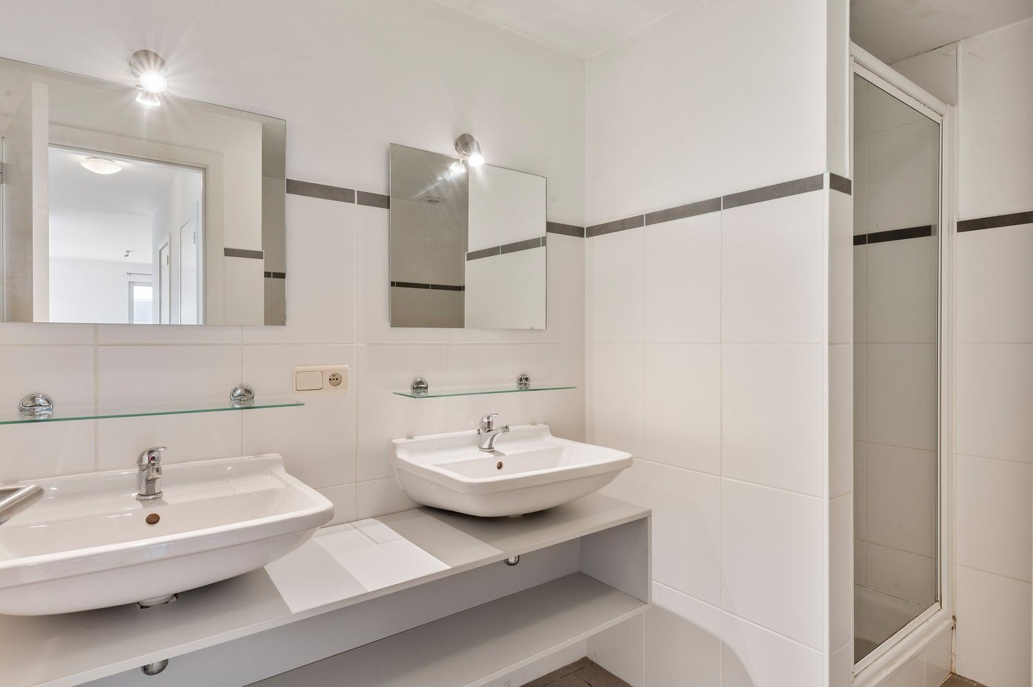 Instapklaar appartement met 2 slaapkamers en terras – centraal gelegen op de grens met Berlaar-Heikant. foto 14