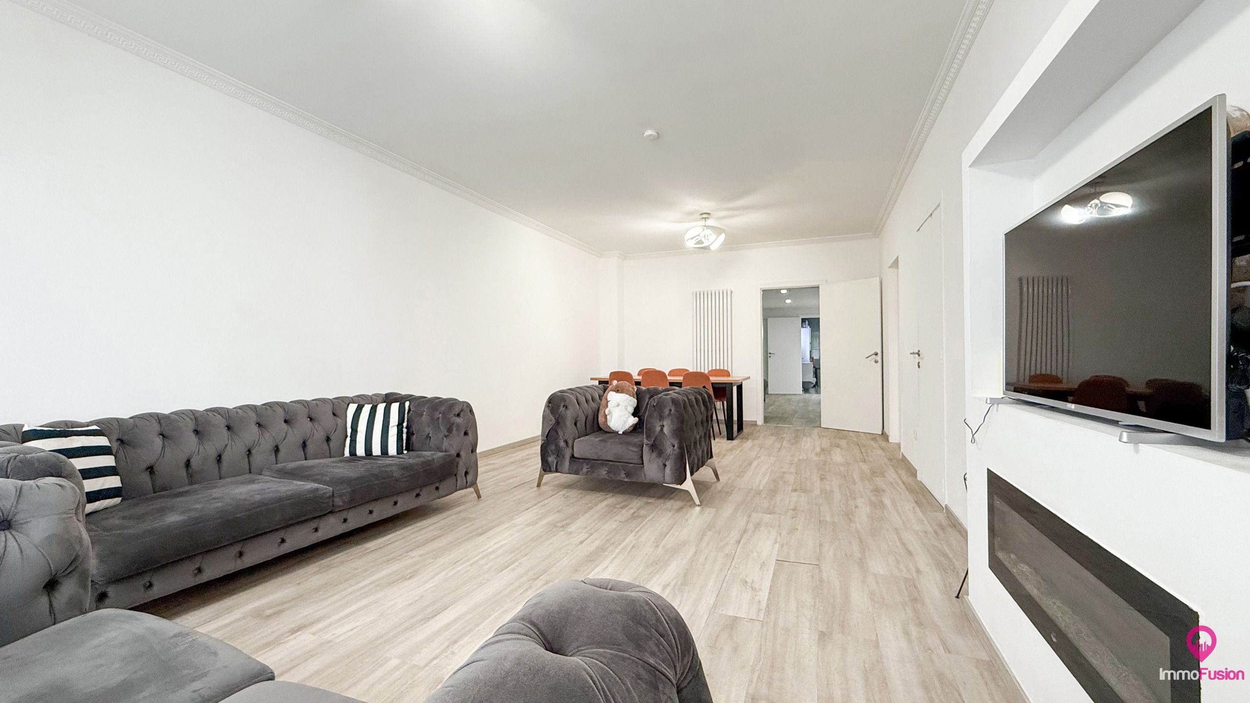 Instapklare woning met 4 slaapkamers – gerenoveerd in 2023! foto 4