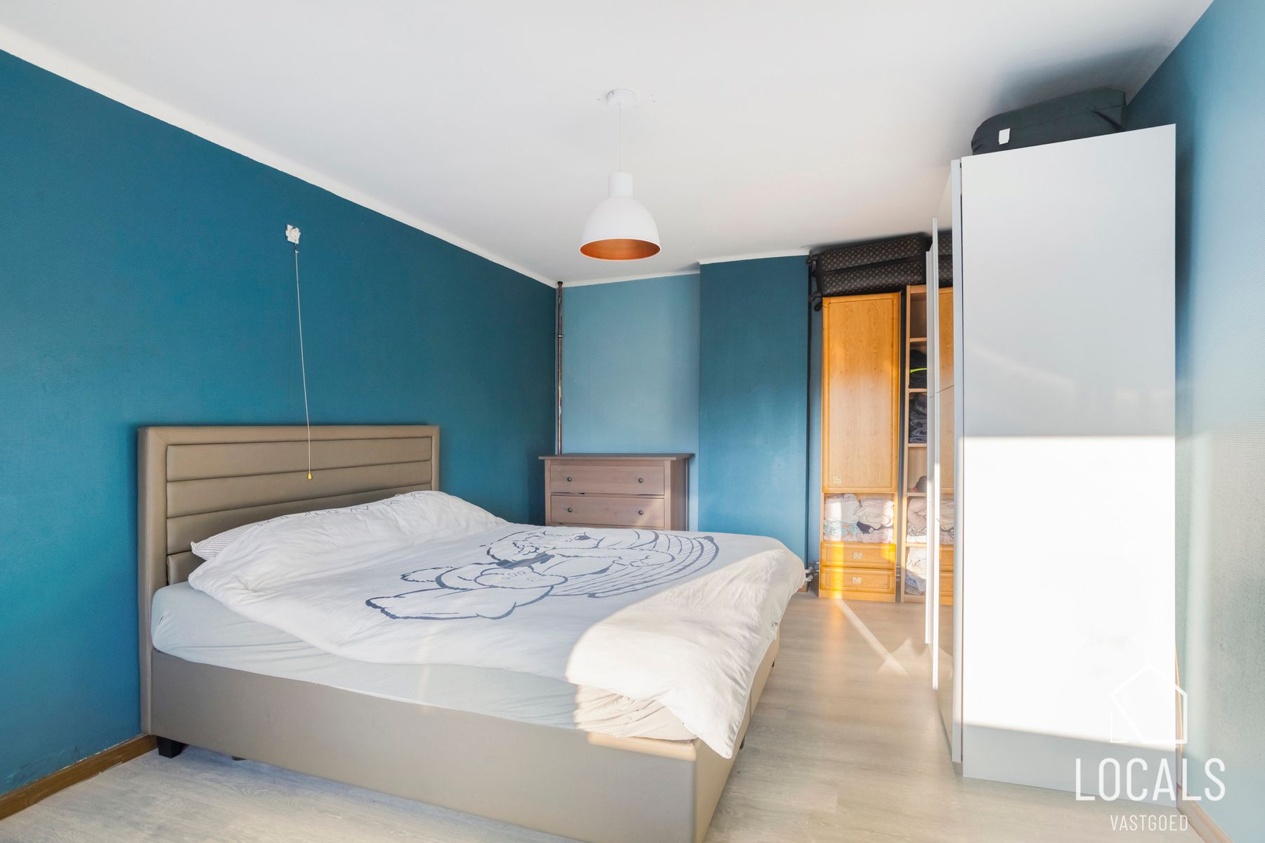 Licht op te frissen halfopen woning met veel potentieel  foto 10