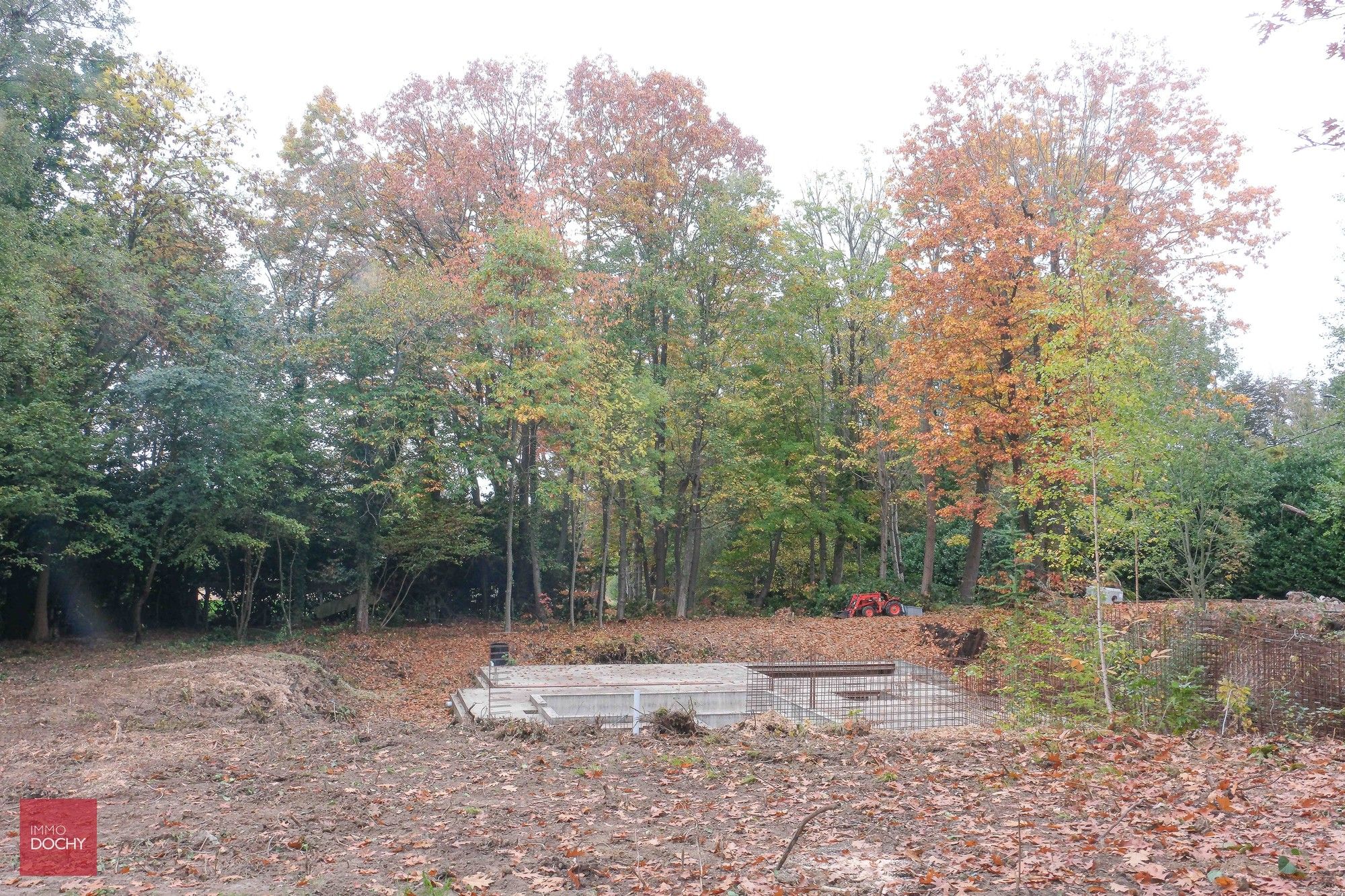 Ruim perceel met reeds aangelegde kelder te Bellegembos bestemd voor villabouw foto 7
