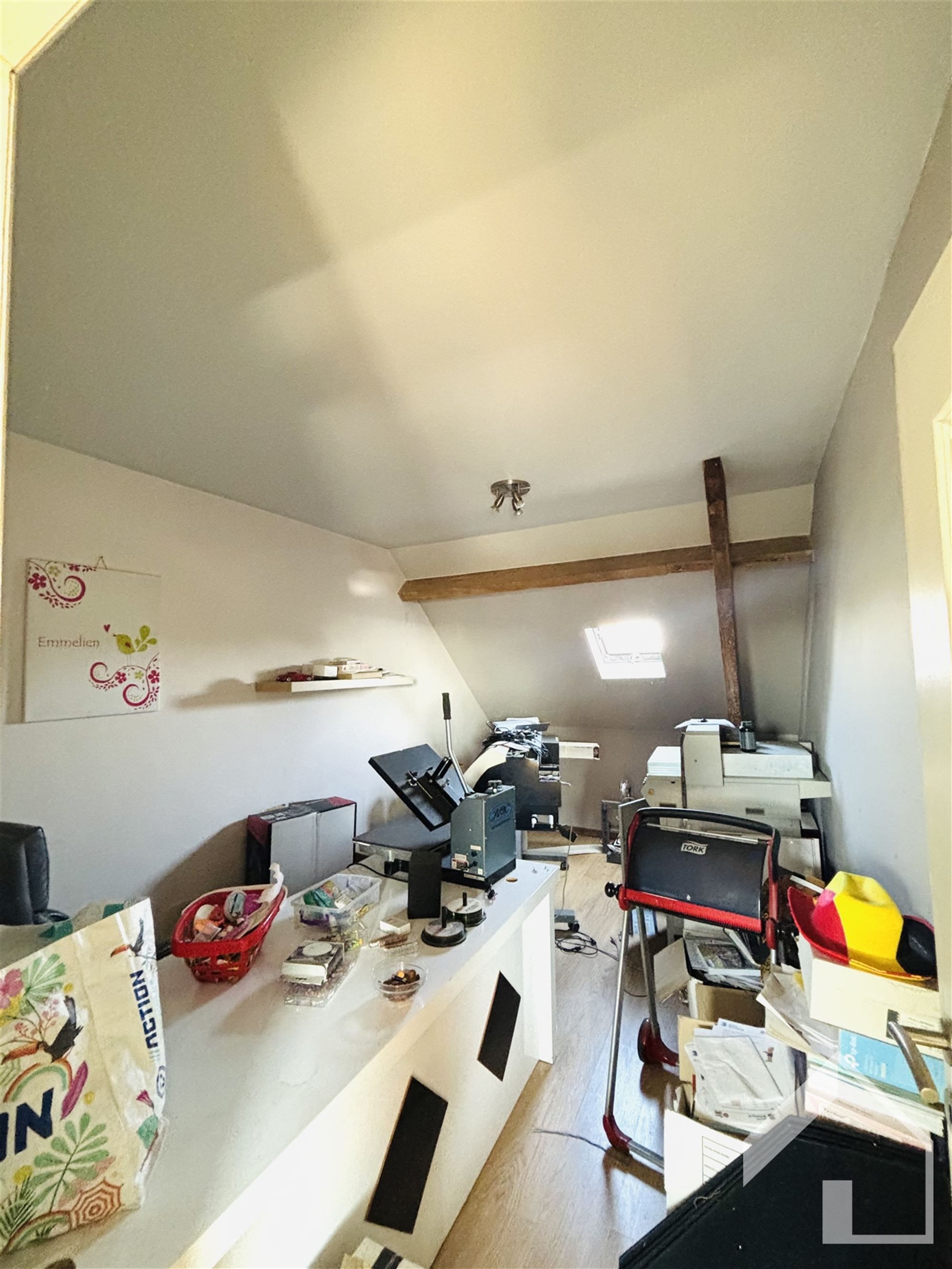 Gedeeltelijk gerenoveerde woning in het centrum van Nijlen foto 10