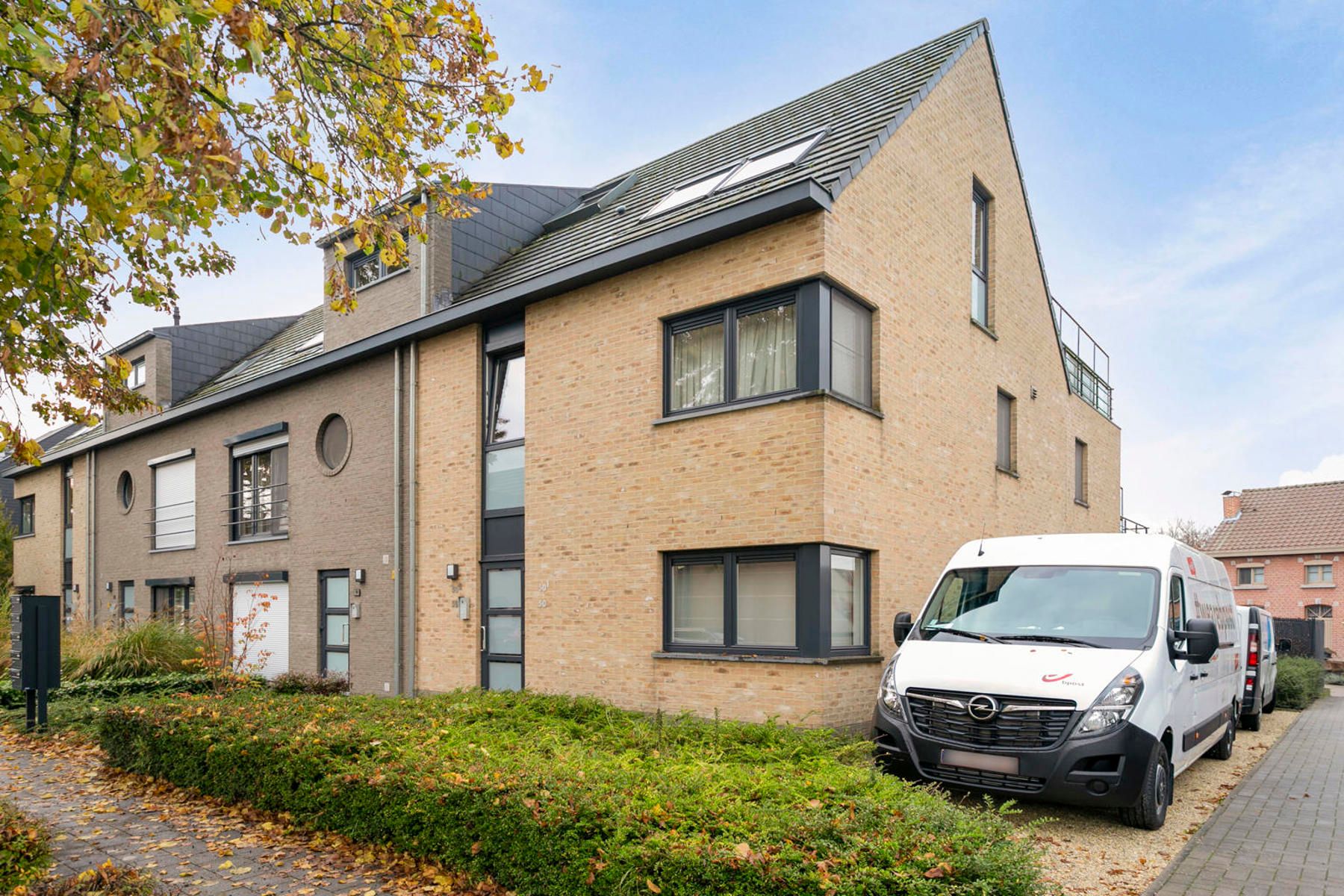 Instapklaar dakappartement foto {{pictureIndex}}