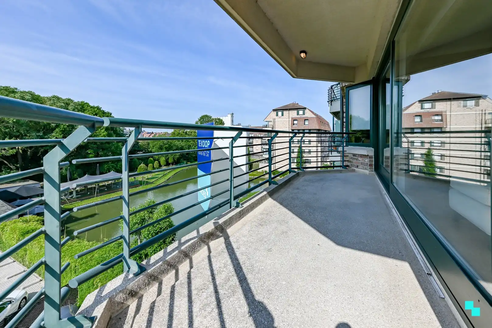 Ruim 2-slaapkamerappartement met zonneterras en aparte garagebox in Emelgem foto 6