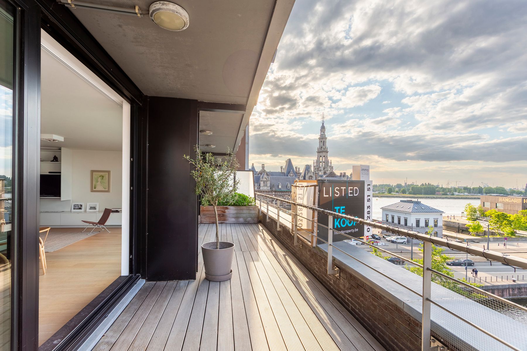 3slpk appartement aan de voet van 't Mas met ruime terrassen foto 3