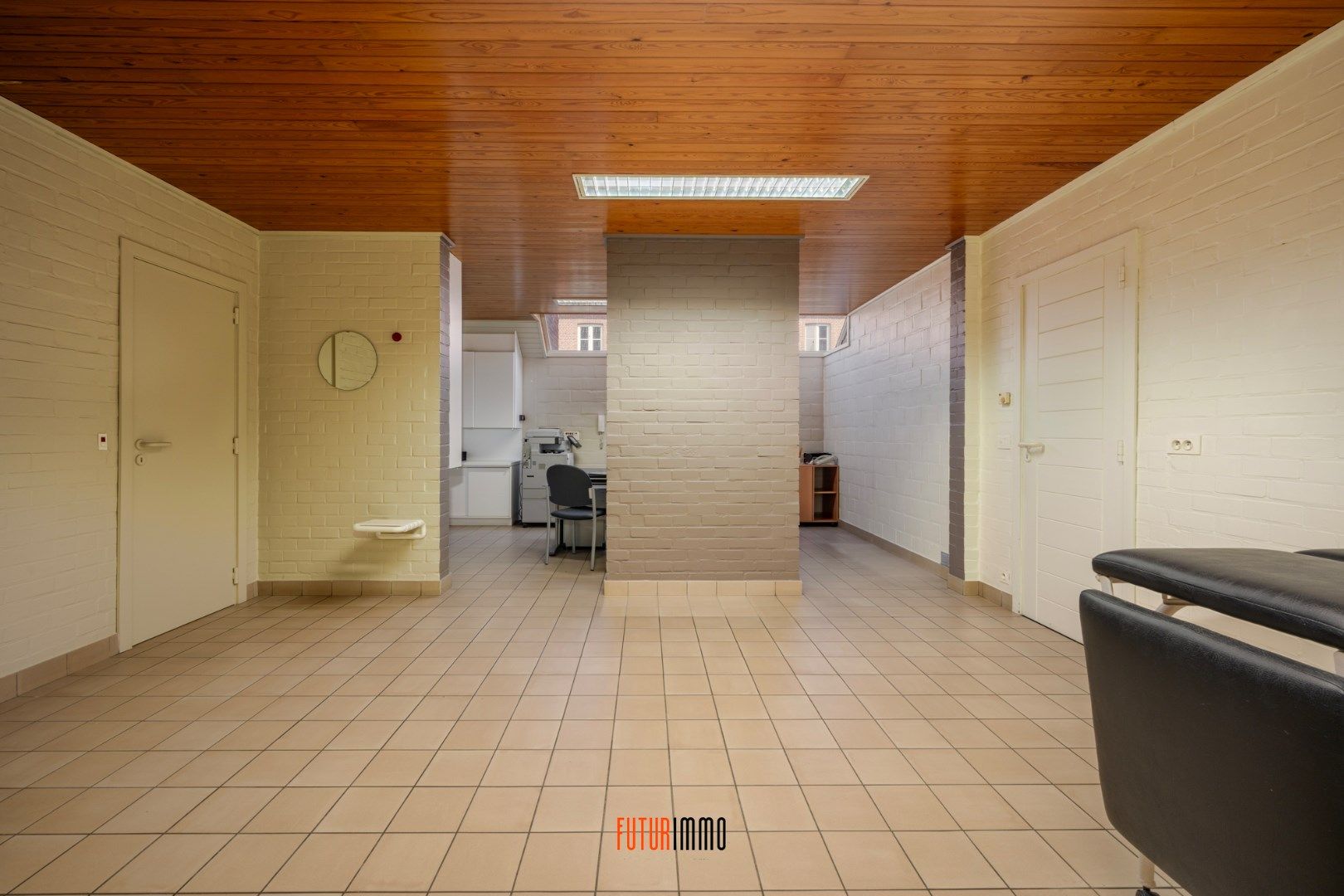Woning met praktijkruimte foto 8
