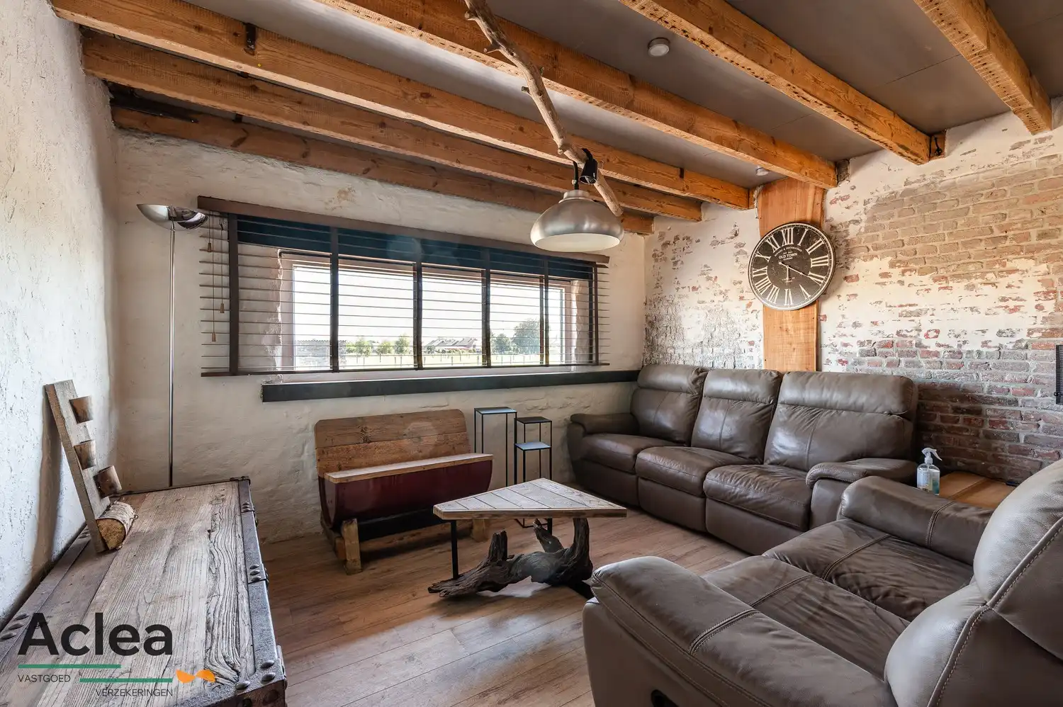 Volledig te renoveren woning met uitbreidingsmogelijkheden en open zichten foto 5