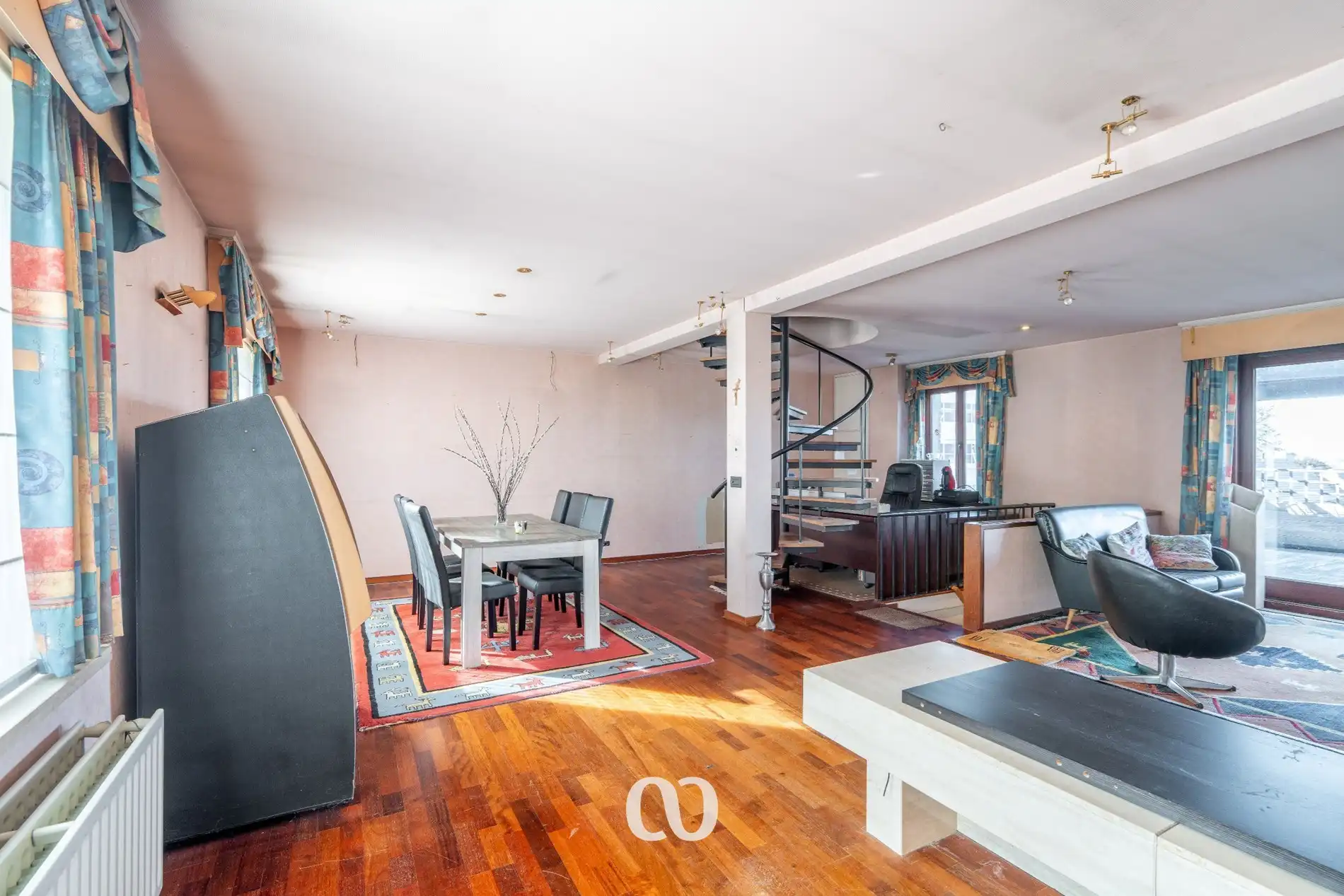 Handelspand met woonst en mogelijkheden in centrum Gavere foto 16