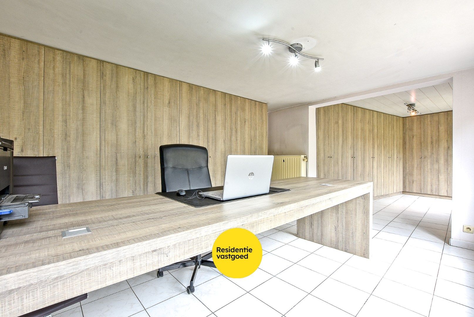 Instapklare alleenstaande woning met 4/5 slaapkamer op 2.084m² te Diksmuide! foto 13