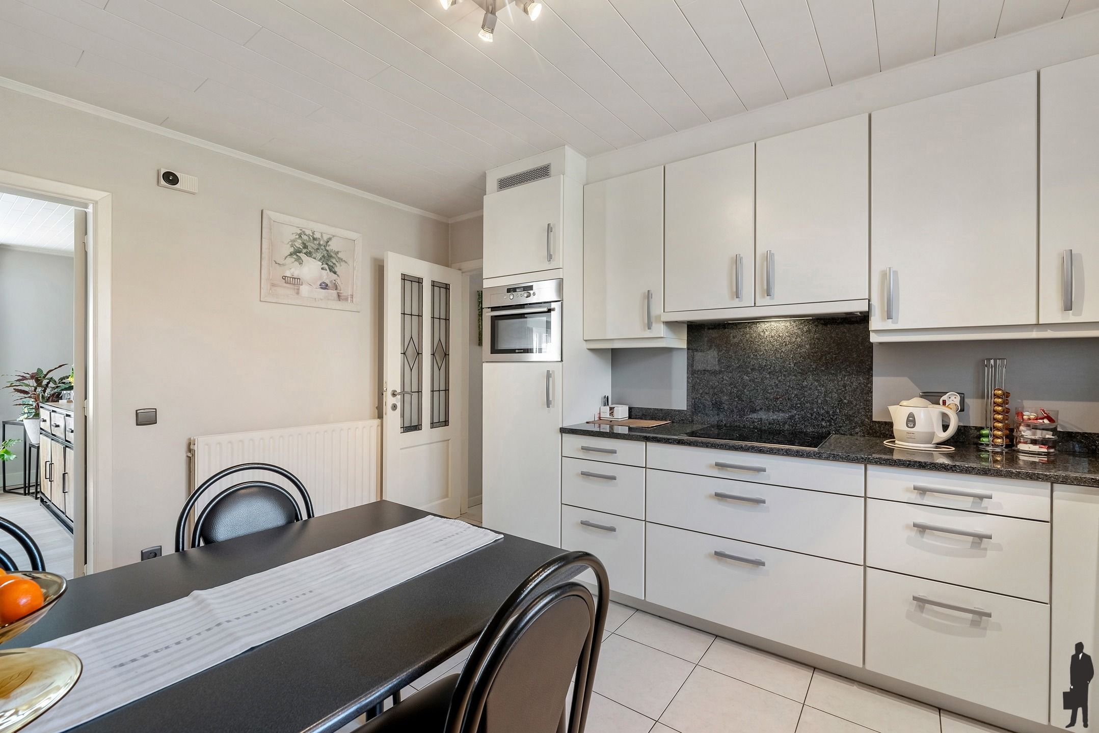 Instapklare woning met tuin en 3 slaapkamers in een rustige buurt van Wortel. foto 12
