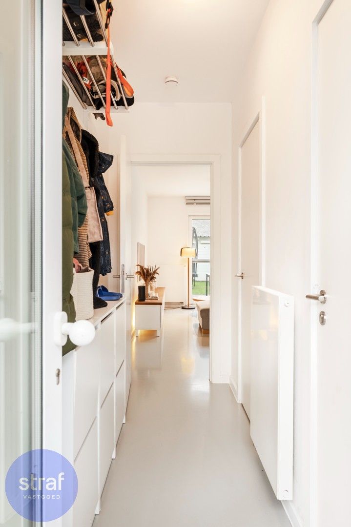 Moderne woning met leuke tuin op Regatta foto 21