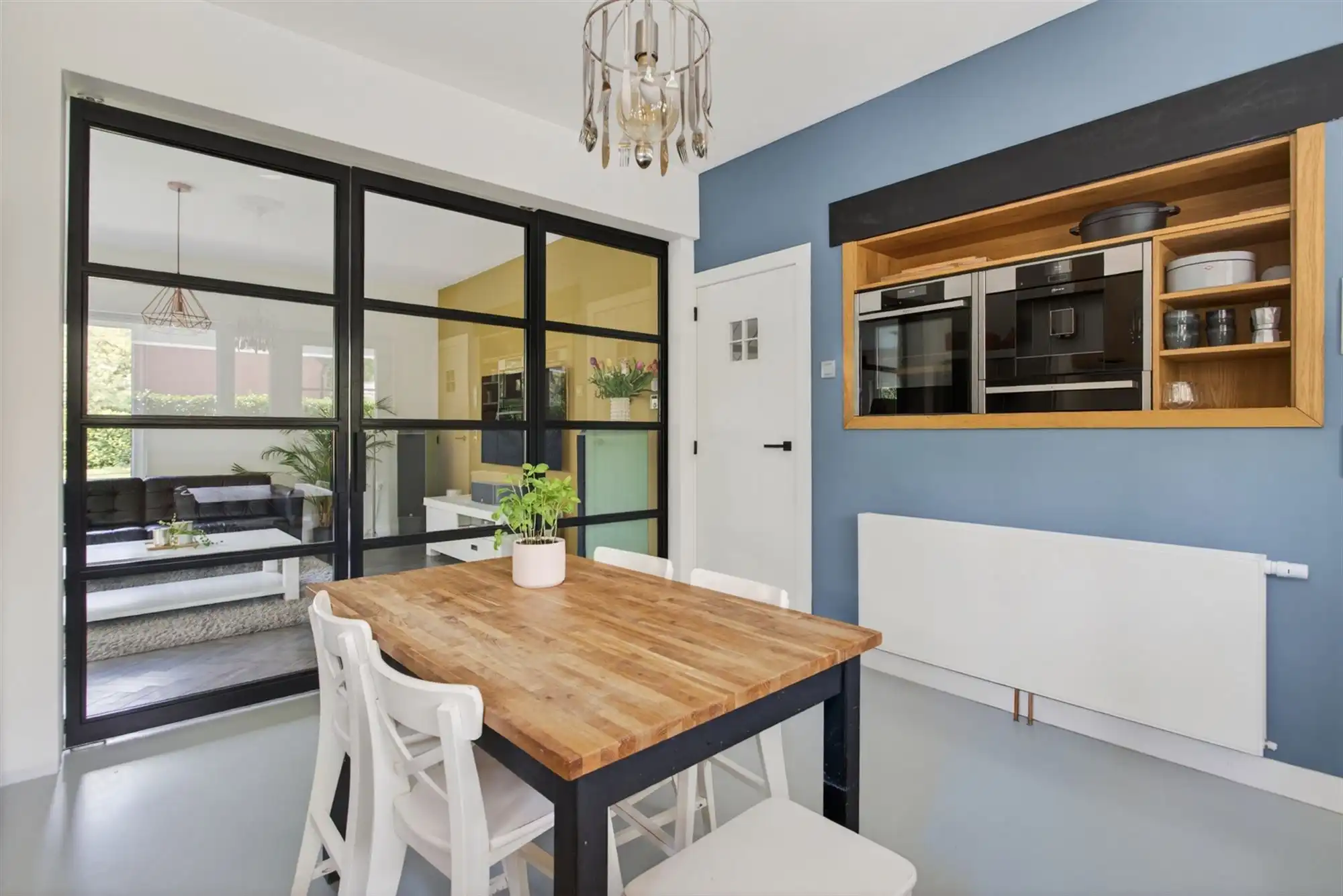 Ruime villa met zuidgerichte tuin en maximale privacy foto 14