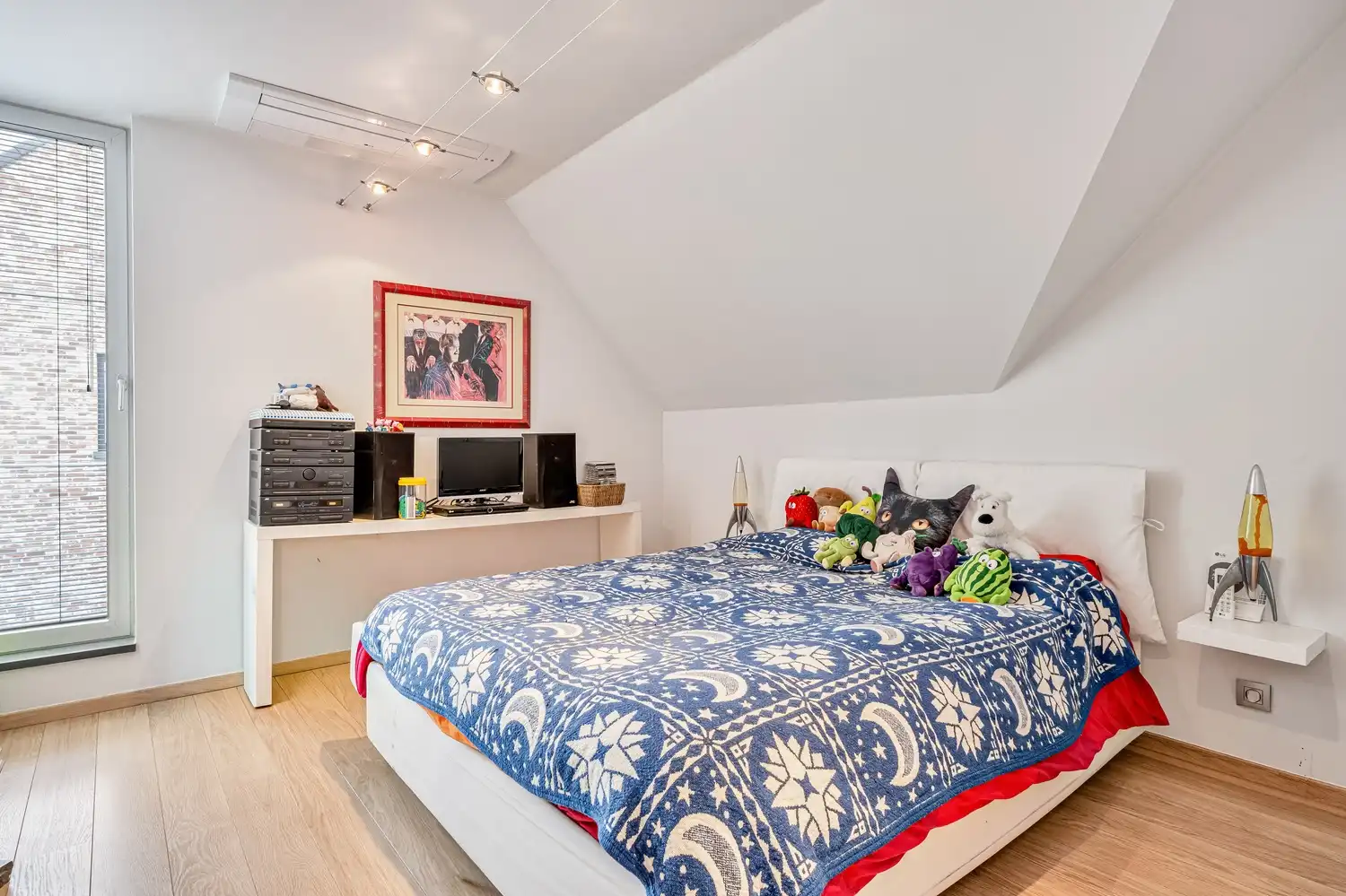 Exclusieve villa met zwembad en adembenemende polderzichten foto 26