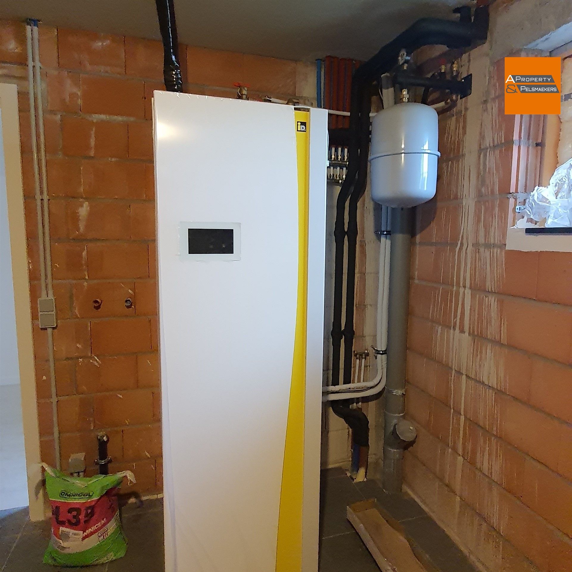 Nieuwbouwwoning met 4 slaapkamers en prachtig zicht op velden en bos foto 17