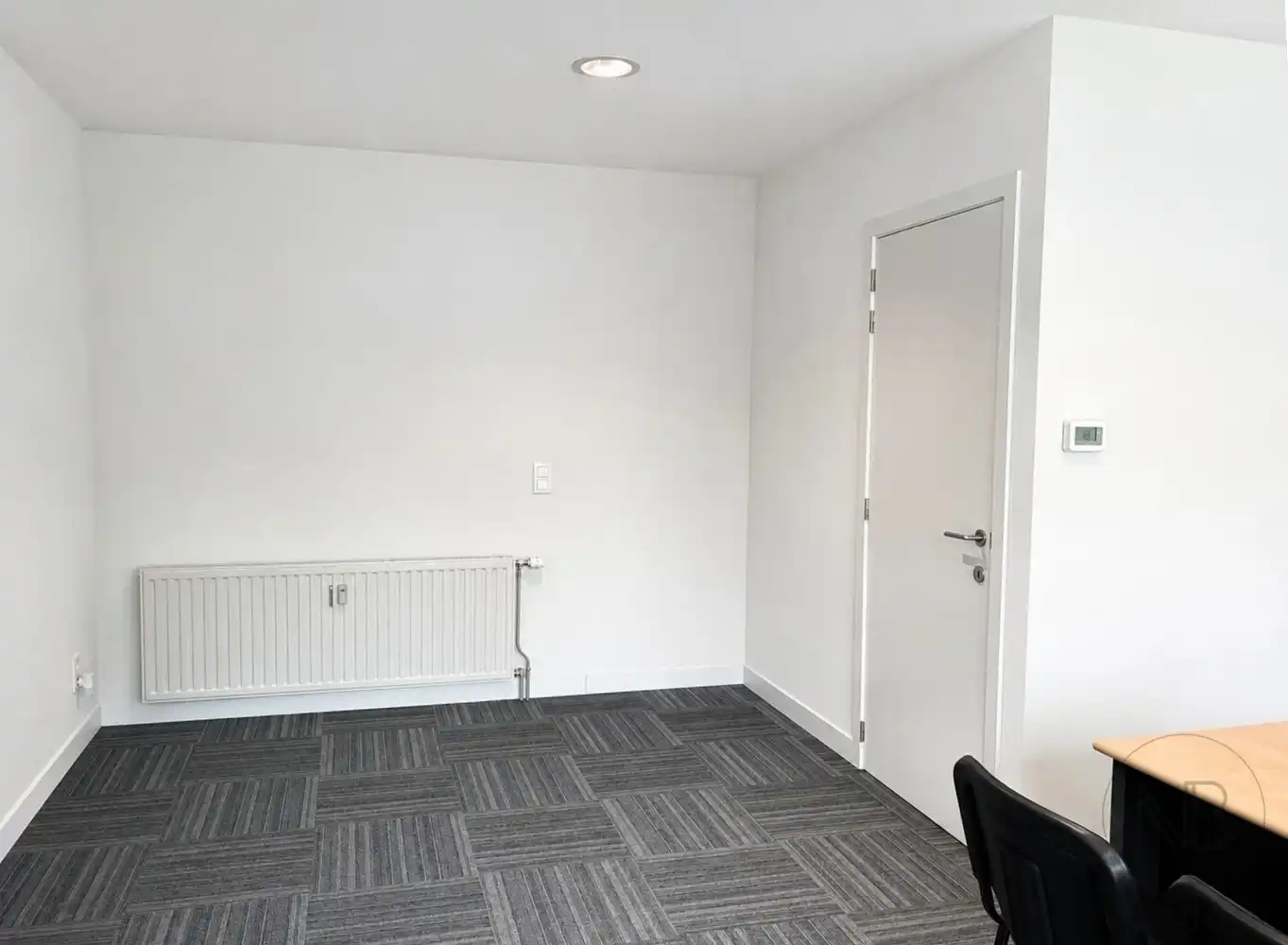 Commerciële handelsruimte te huur op toplocatie in Genk foto 3