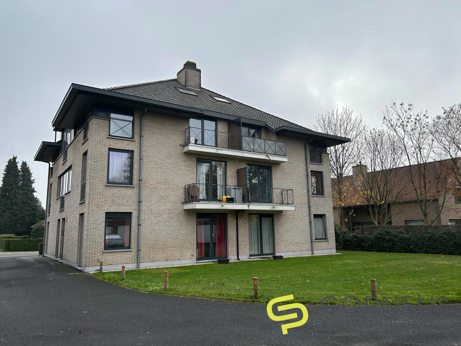 Gelijkvloers appartement met twee slaapkamers en garagebox foto 16