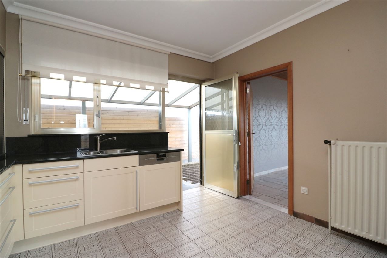 veel privacy, leuke buitenruimte, geliefde ligging nabij E 314 en centrum foto 5