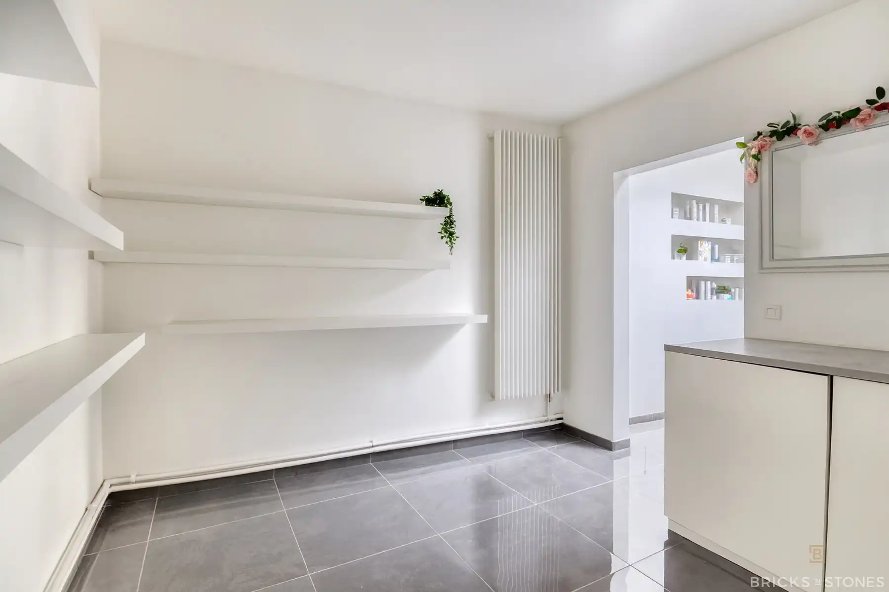 Mooie handelspand op het gelijkvloerse in het centrum! foto 8