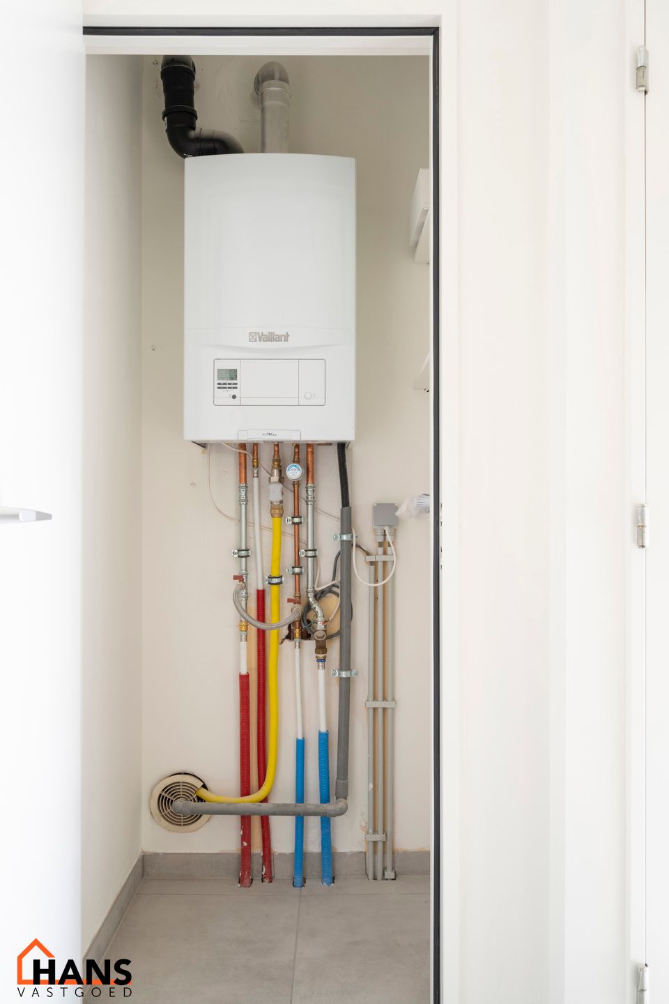 Gerenoveerd appartement met garagebox. foto 8