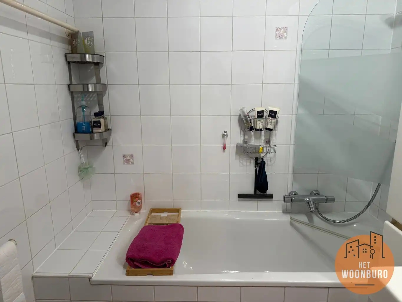 Ruim appartement met 2 slpks, bureau, kelder en staanplaats foto 10