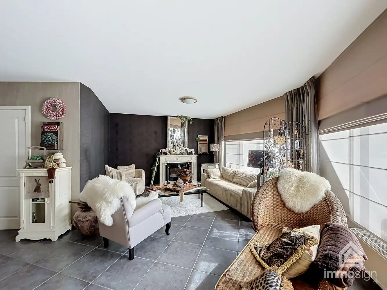 Instapklaar ruim gelijkvloers appartement met gezellige stadstuin en autostaanplaats in hartje Hamont-Achel! foto 7