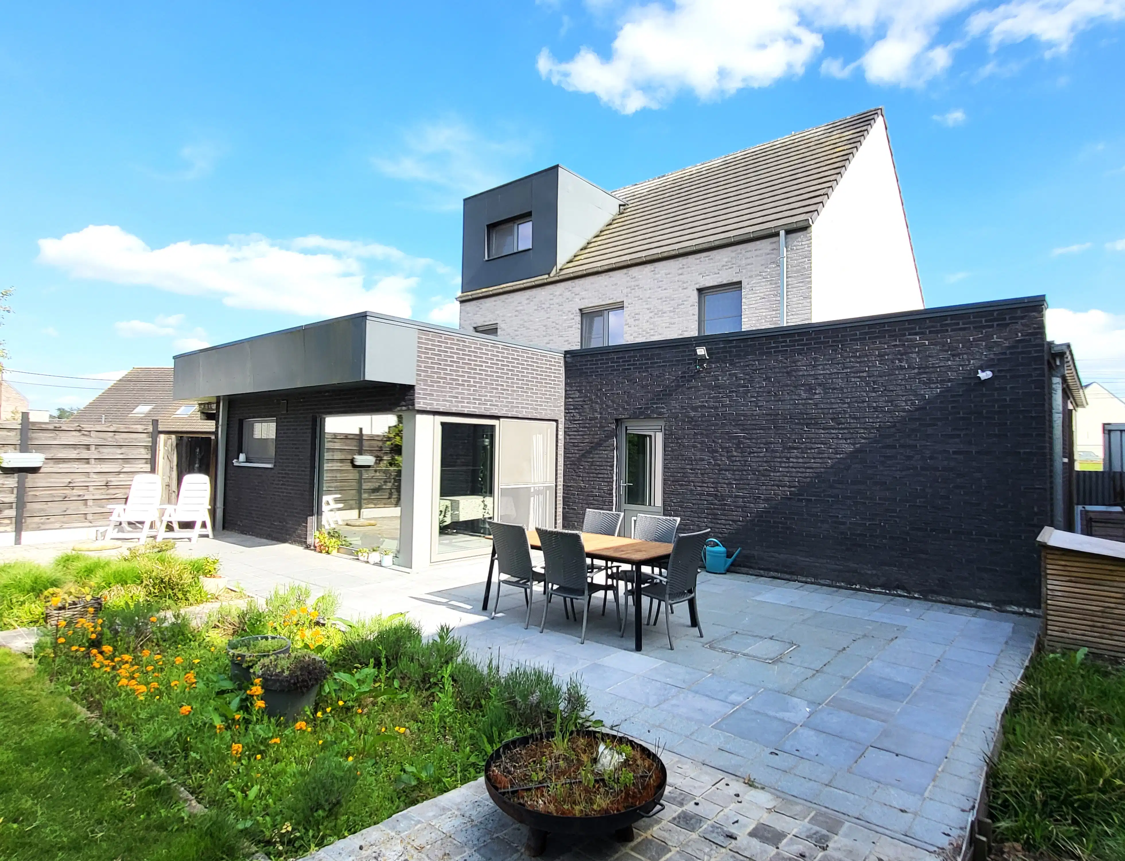 Totaal gerenoveerde woning van 2016-2017 op een perceel van 840 m², met oog voor comfort, ruimte en energiezuinigheid. foto 28