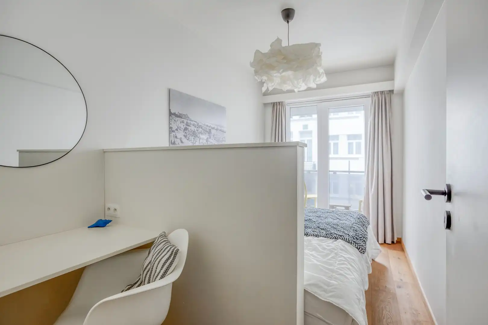 Prachtig 2-slaapkamer appartement met zijdelings zeezicht gelegen in de iconische Europagalerij in het centrum van Oostende. foto 12