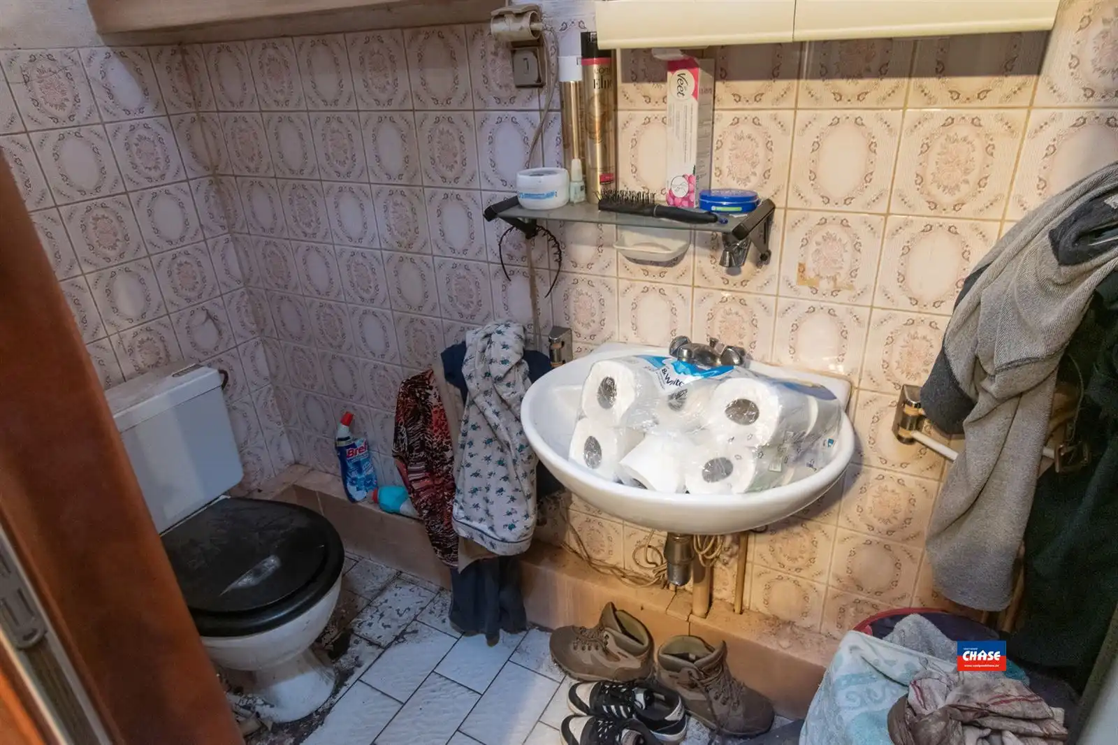 Te renoveren woning met 2 slpks en tuin  foto 6