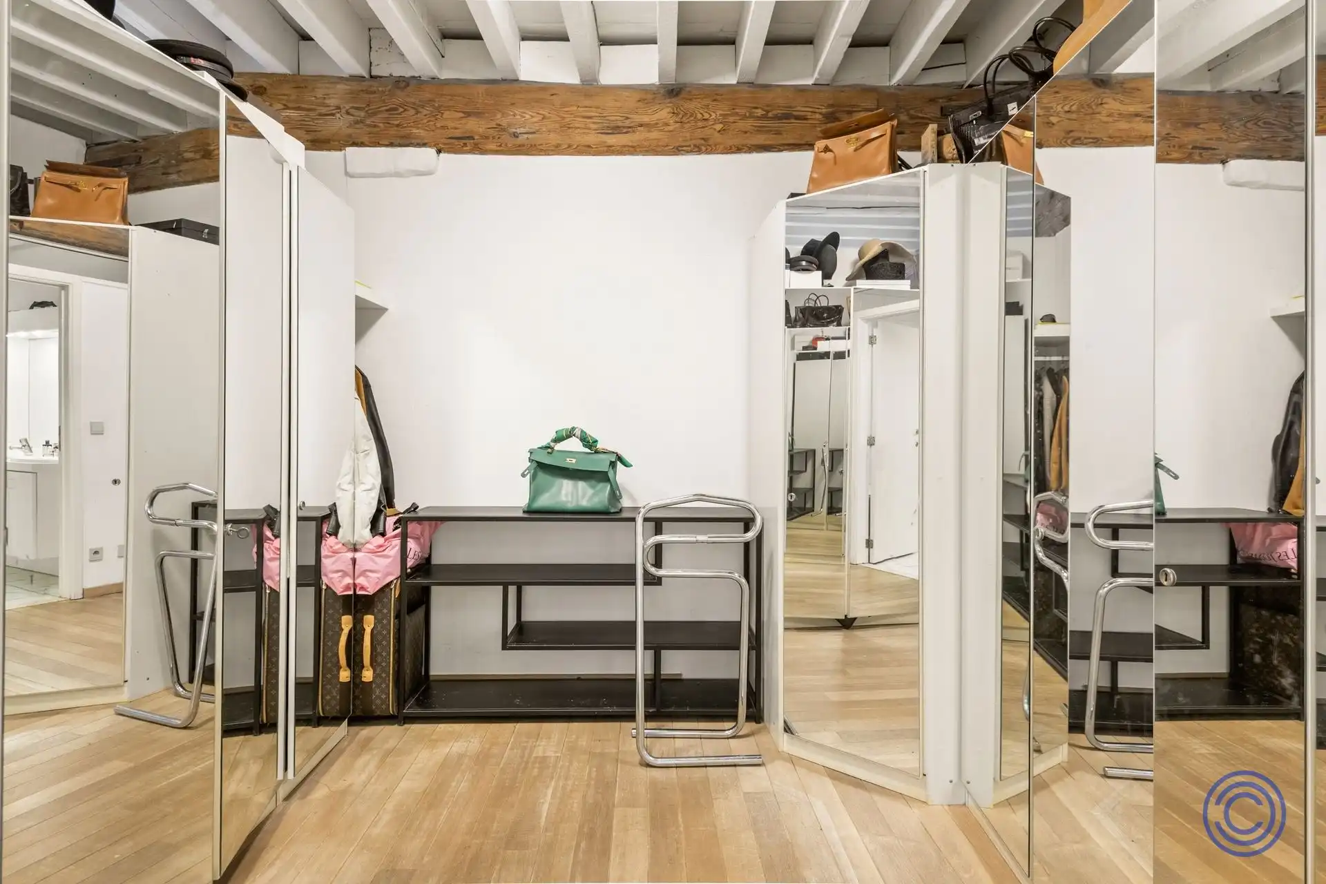 Karaktervol appartement van 195 m² met terras aan de voet van de kathedraal foto 11