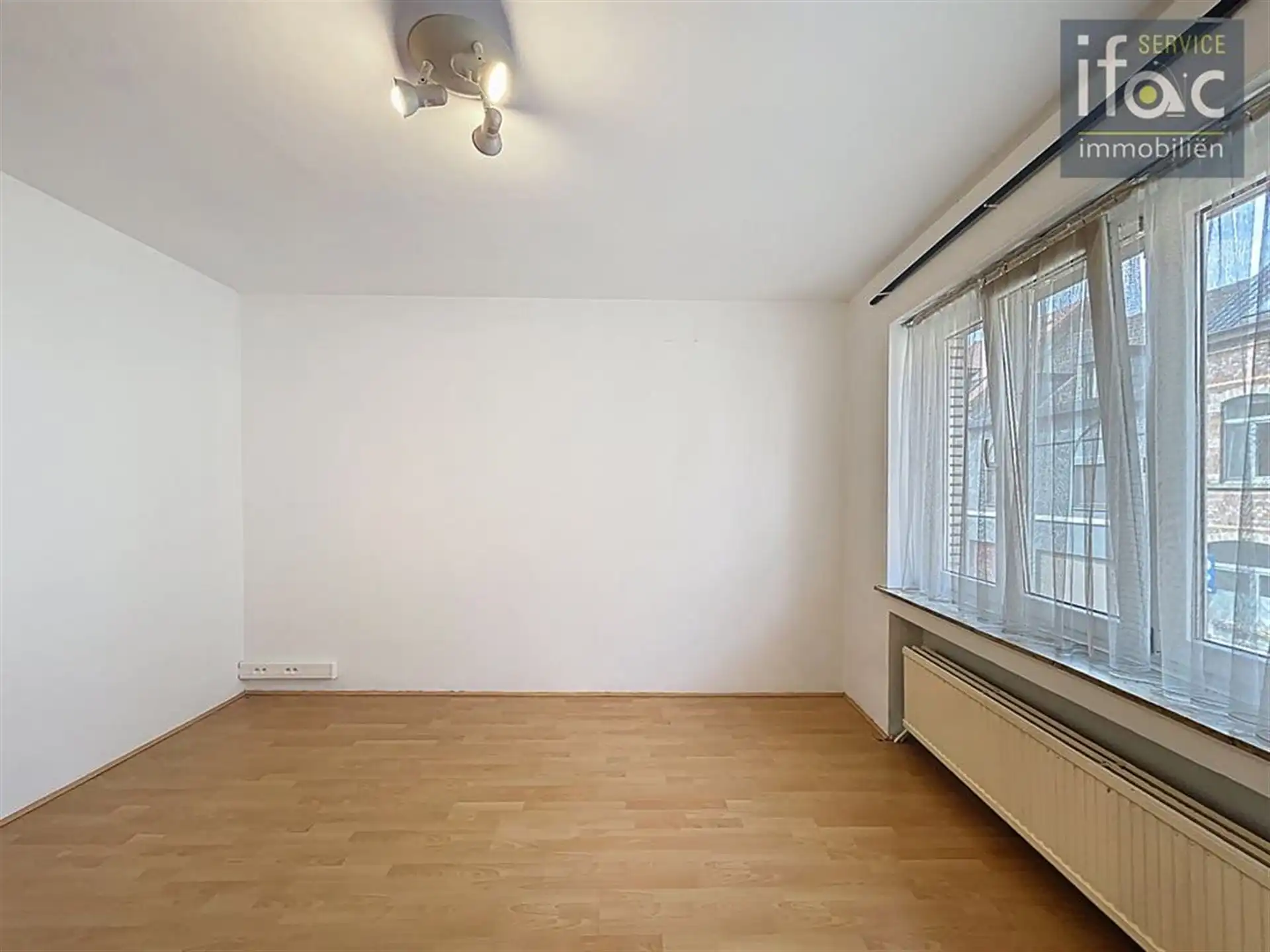 Lichtrijk duplexappartement in hartje Tervuren foto 12