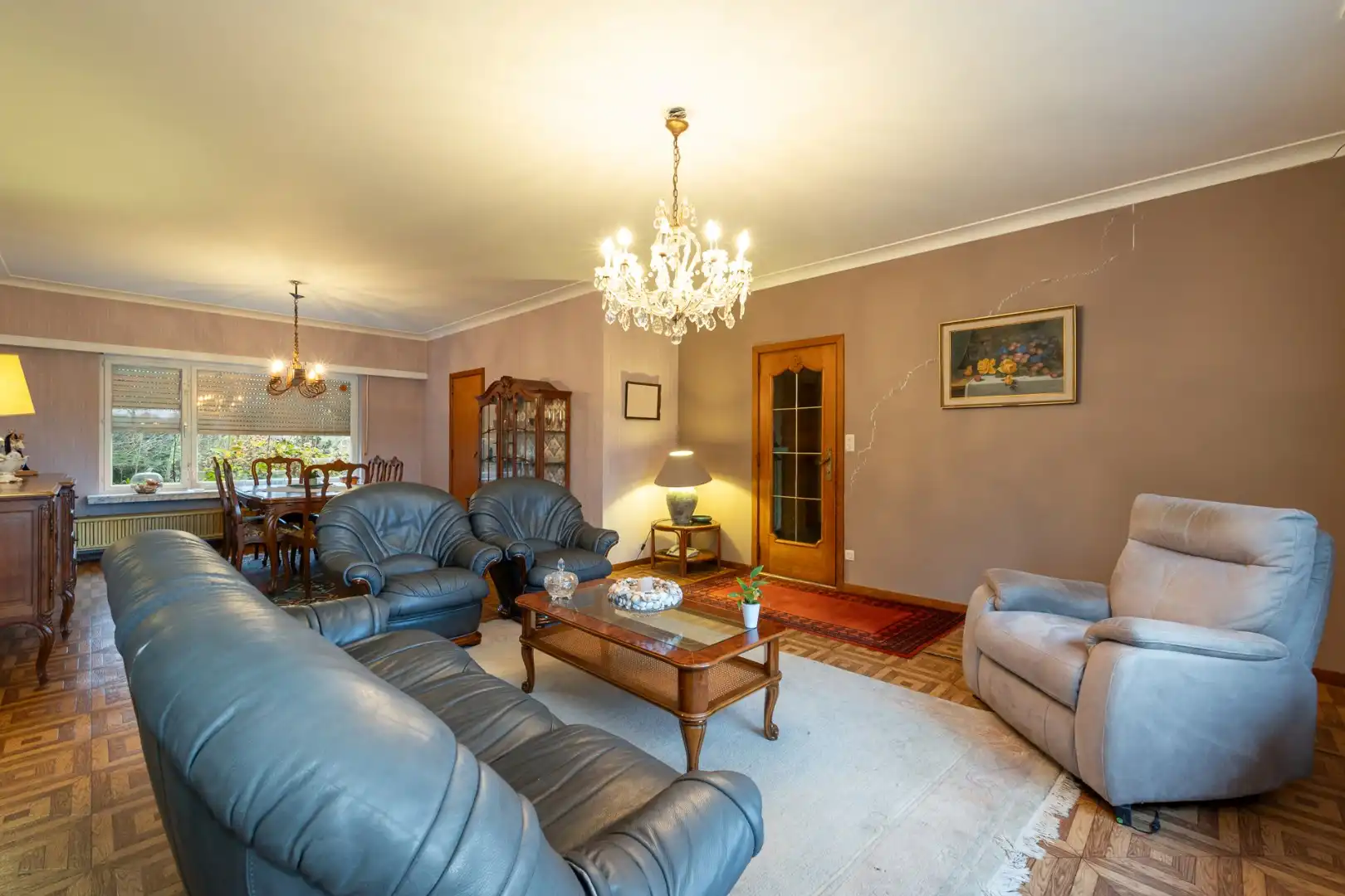 Unieke eigendom op 13.183 m² met te renoveren woning en vergunde stallingen foto 7