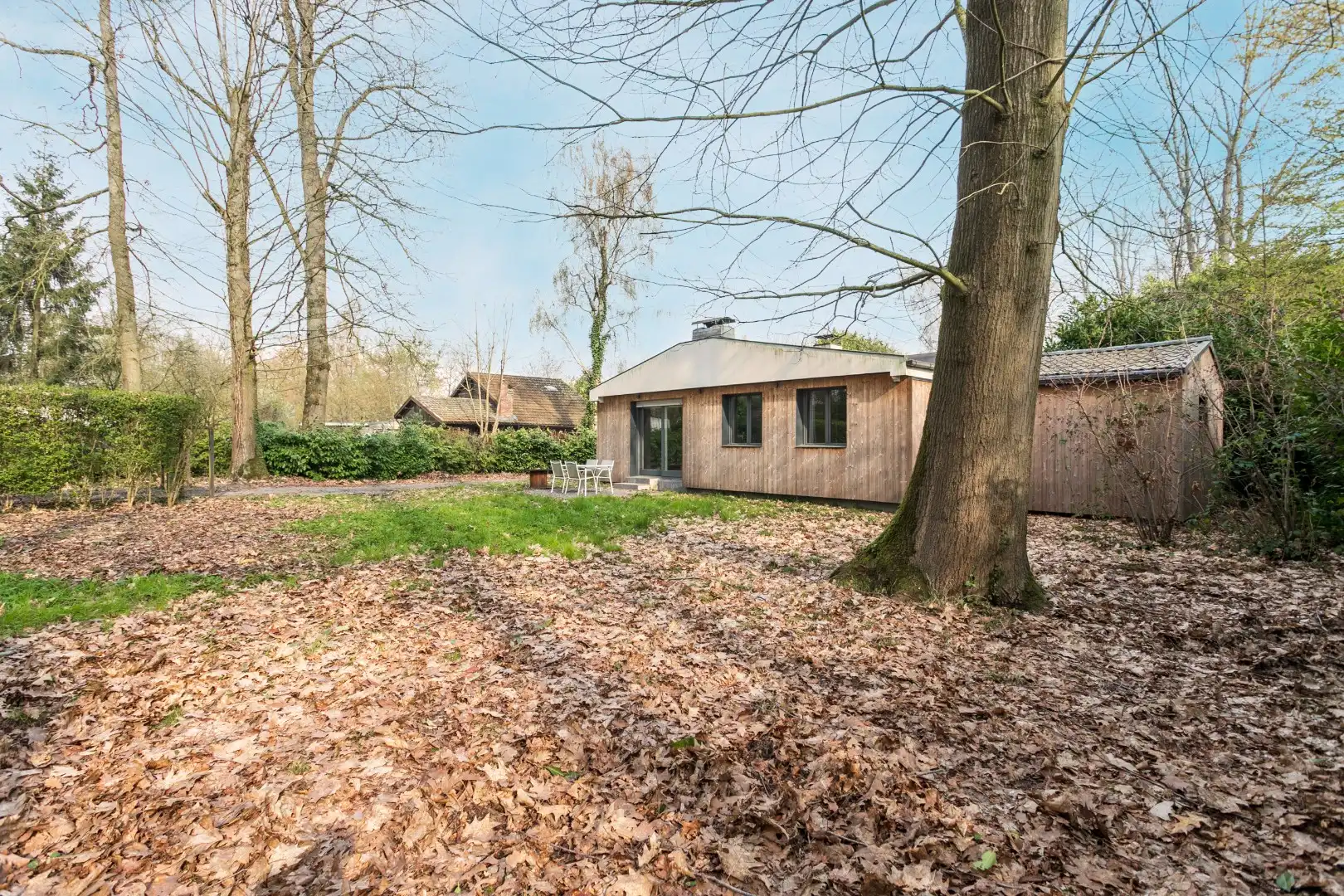 Charmante instapklare bungalow met 3 slaapkamers en garage, gelegen in een rustige en groene woonomgeving foto 6