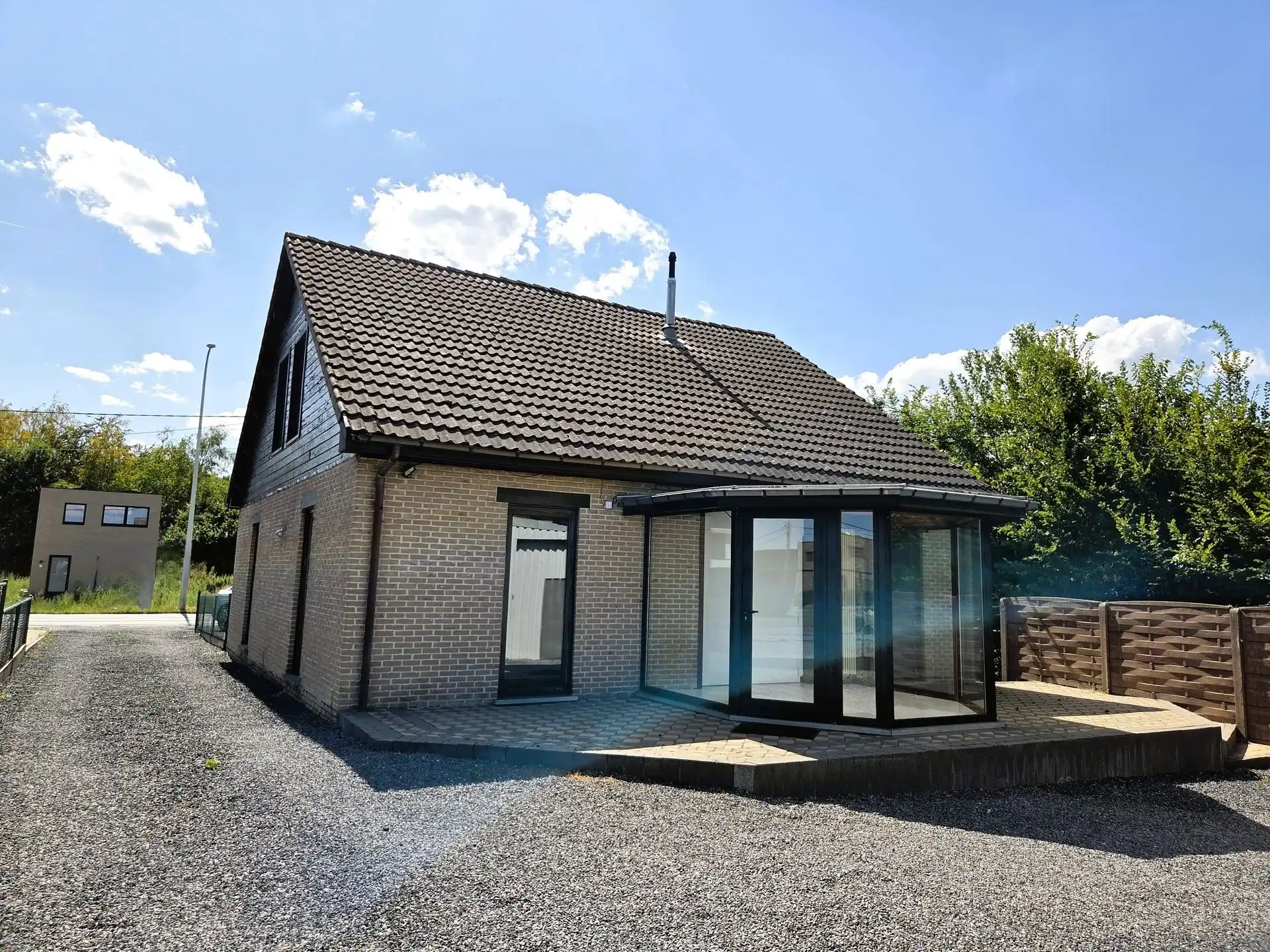 Instapklare woning, 5 slpk met groot bijgebouw van 112m² foto 20