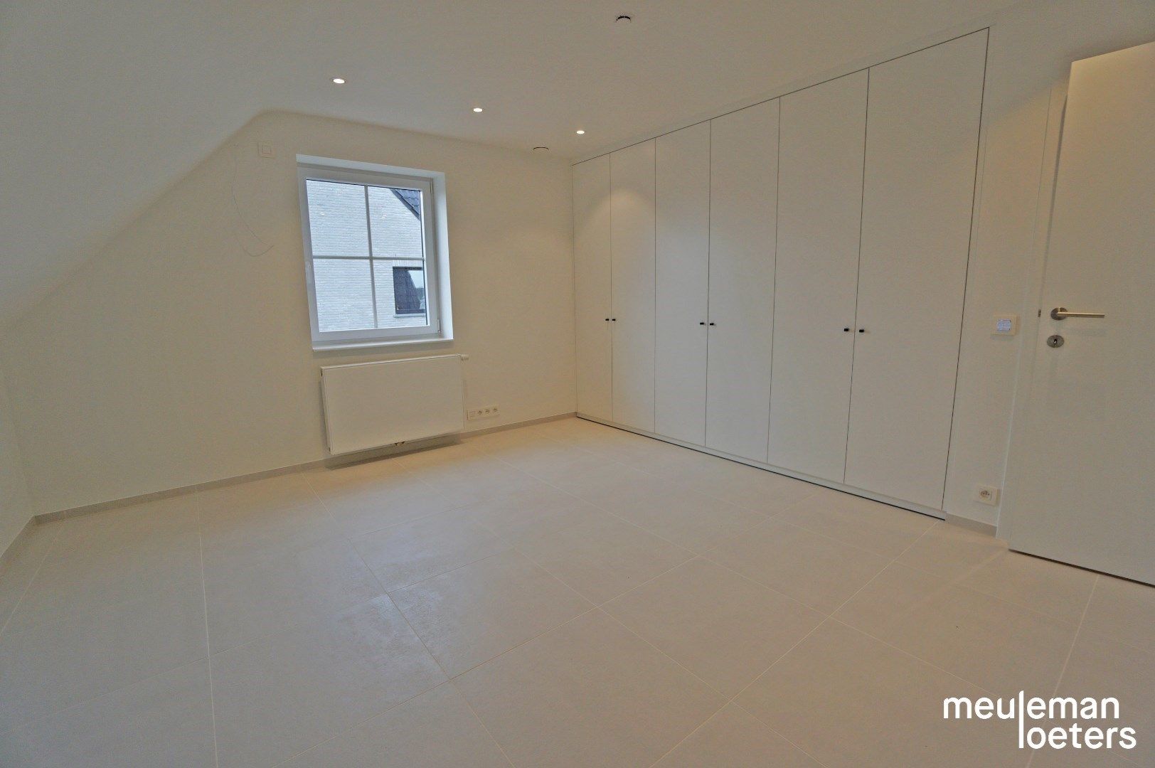 Ruime woning kwalitatief afgewerkt foto 7