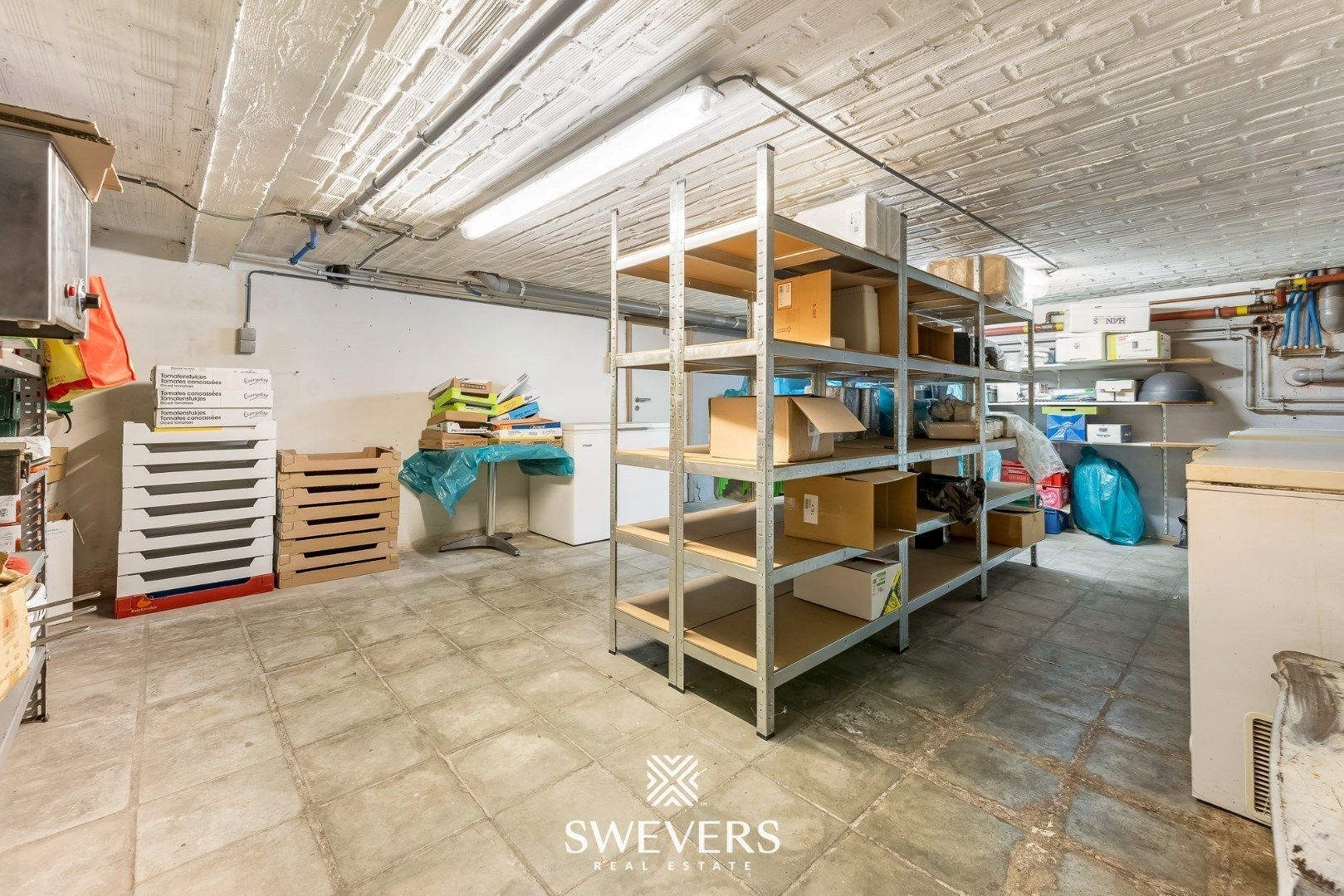 Instapklaar handelspand te huur in Beverlo foto 21