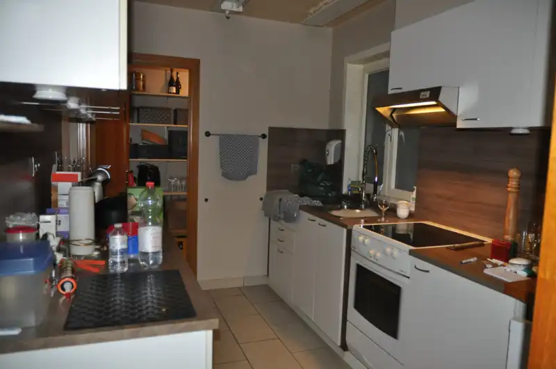 Gezellig ingericht appartement met 2 slaapkamers + standplaats. foto 5